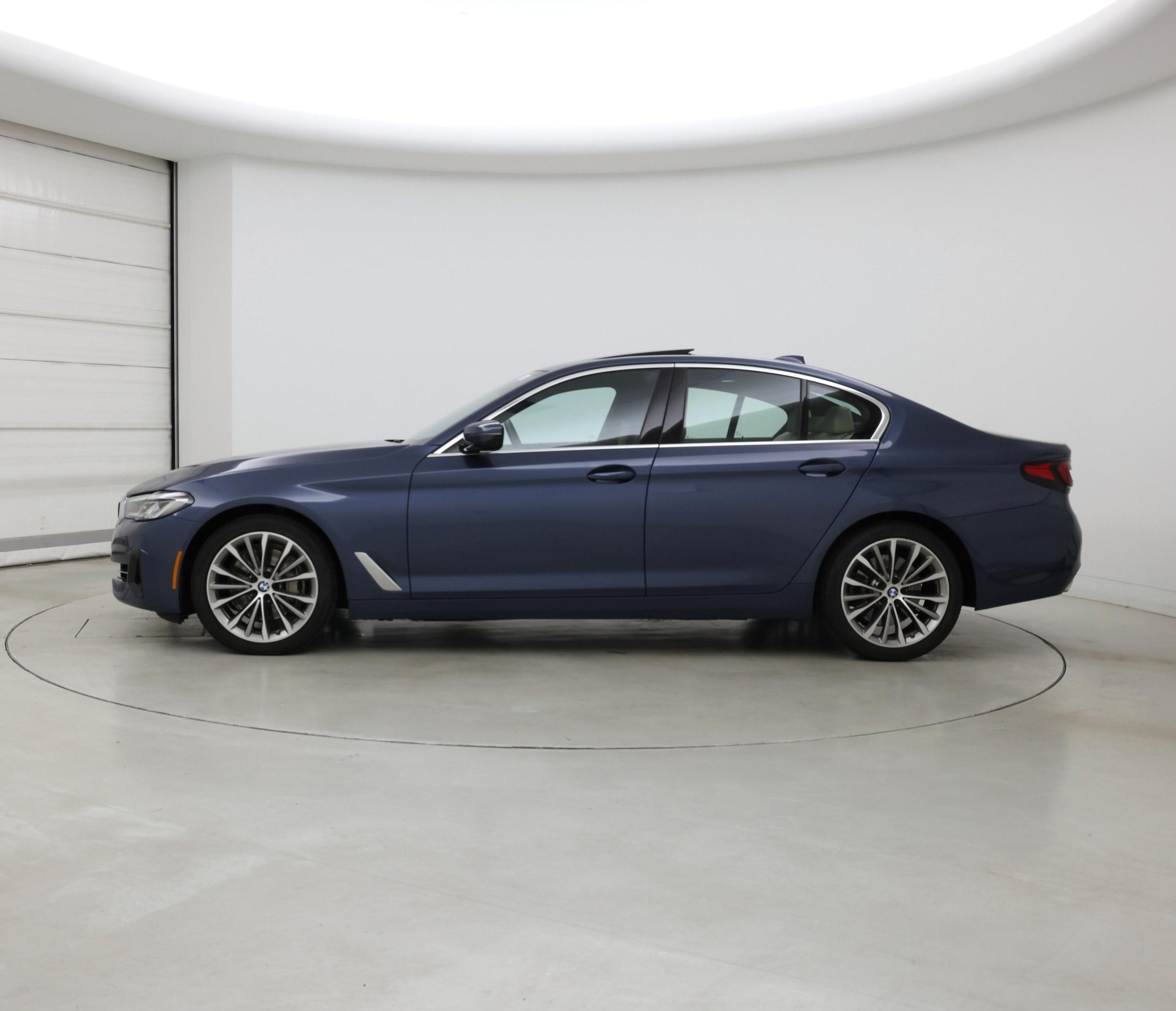Thumbnail: 2023 BMW 5 Series - 3