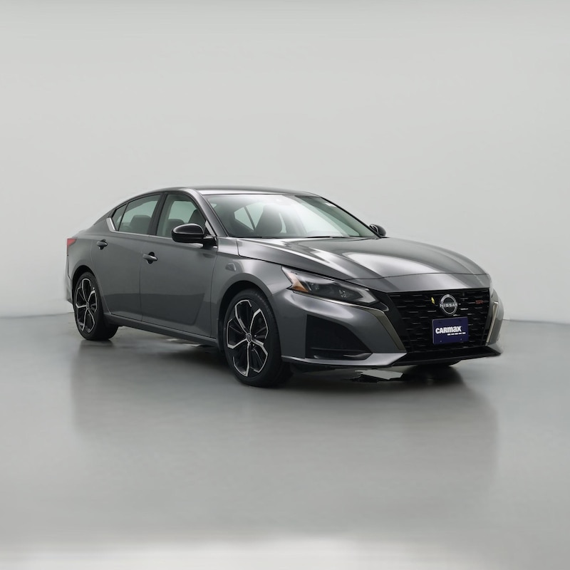2023 Nissan Altima SR