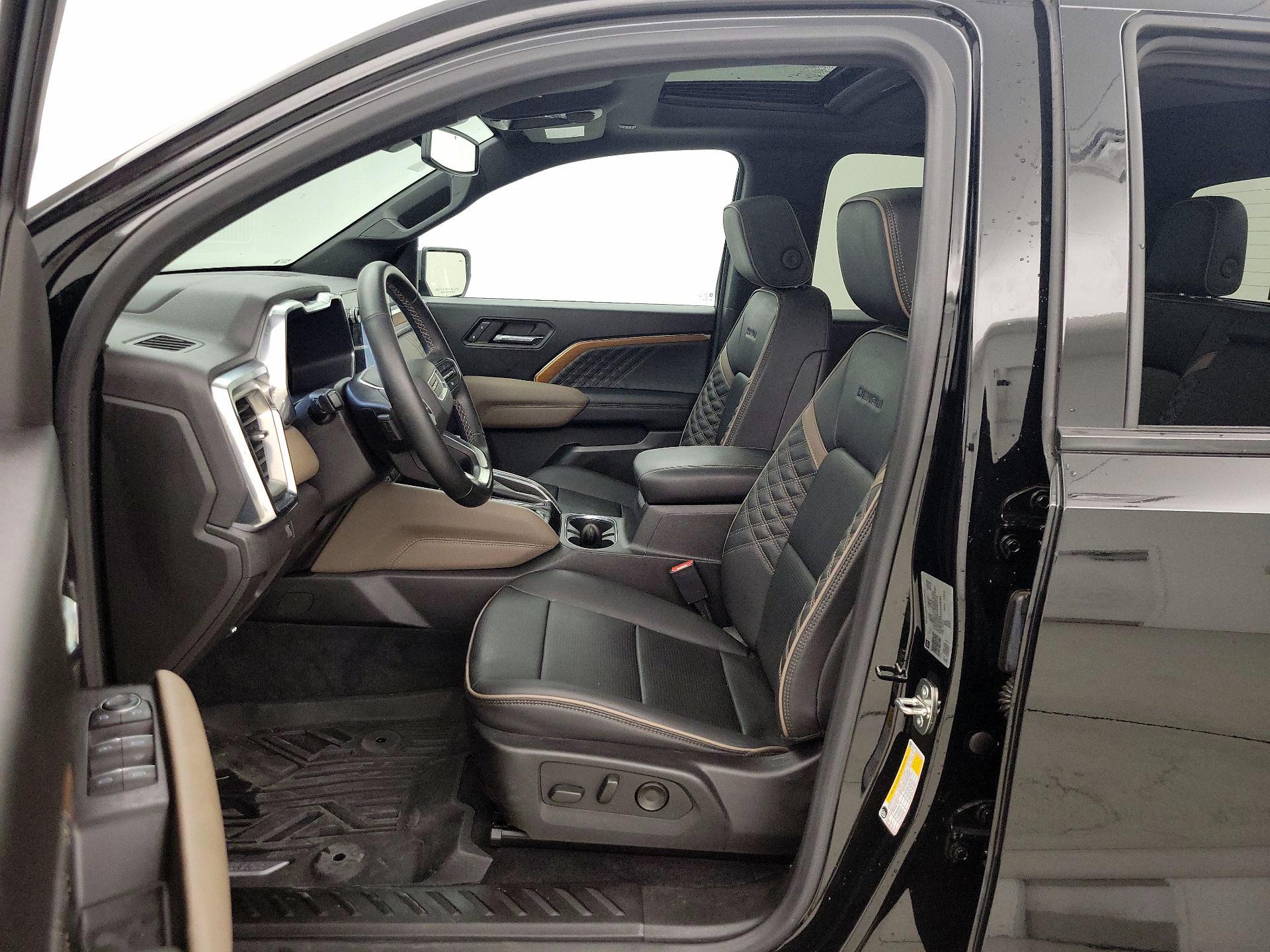 Thumbnail: 2023 GMC Canyon - 11