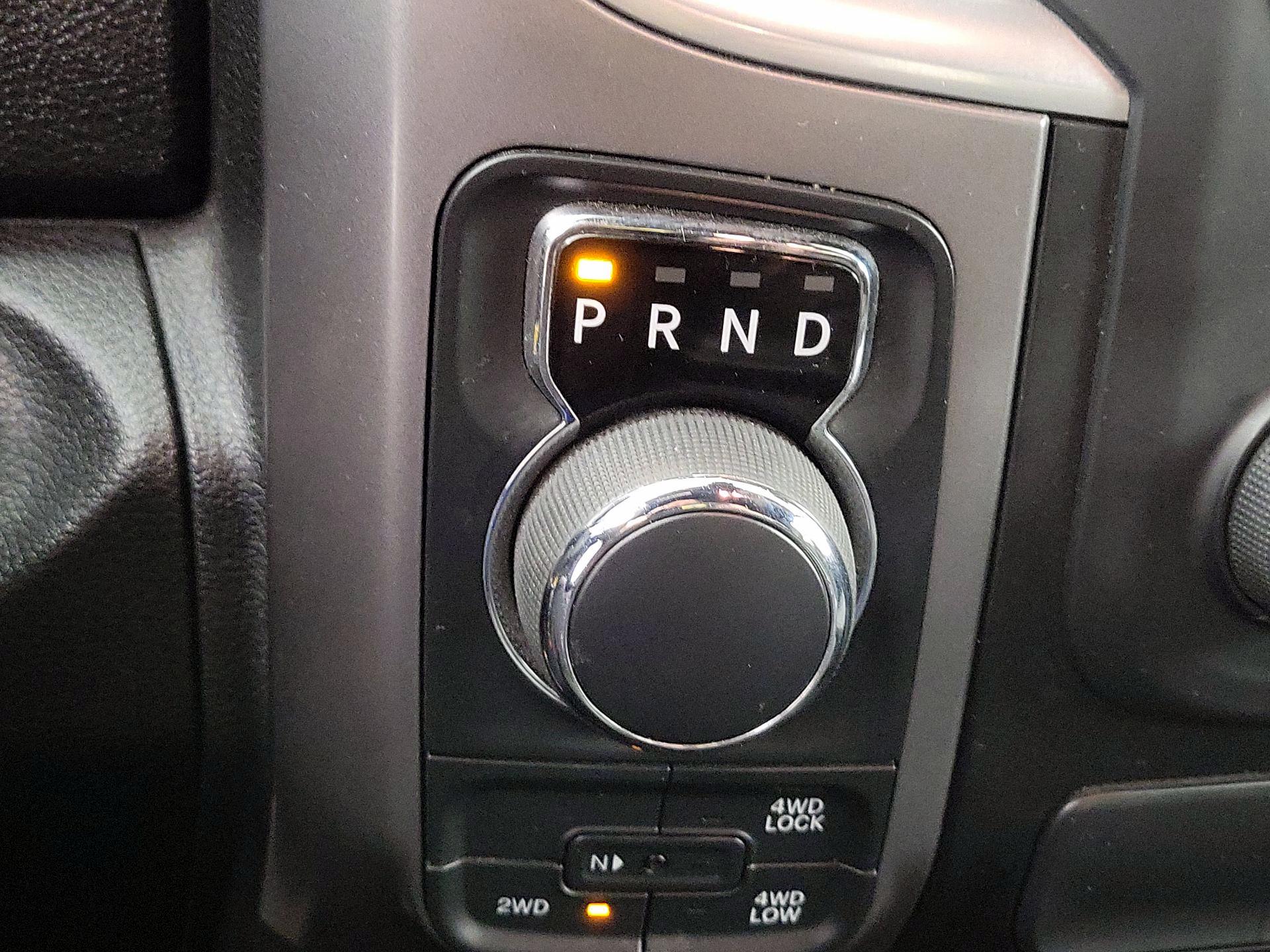 Thumbnail: 2021 RAM 1500 Classic - 17