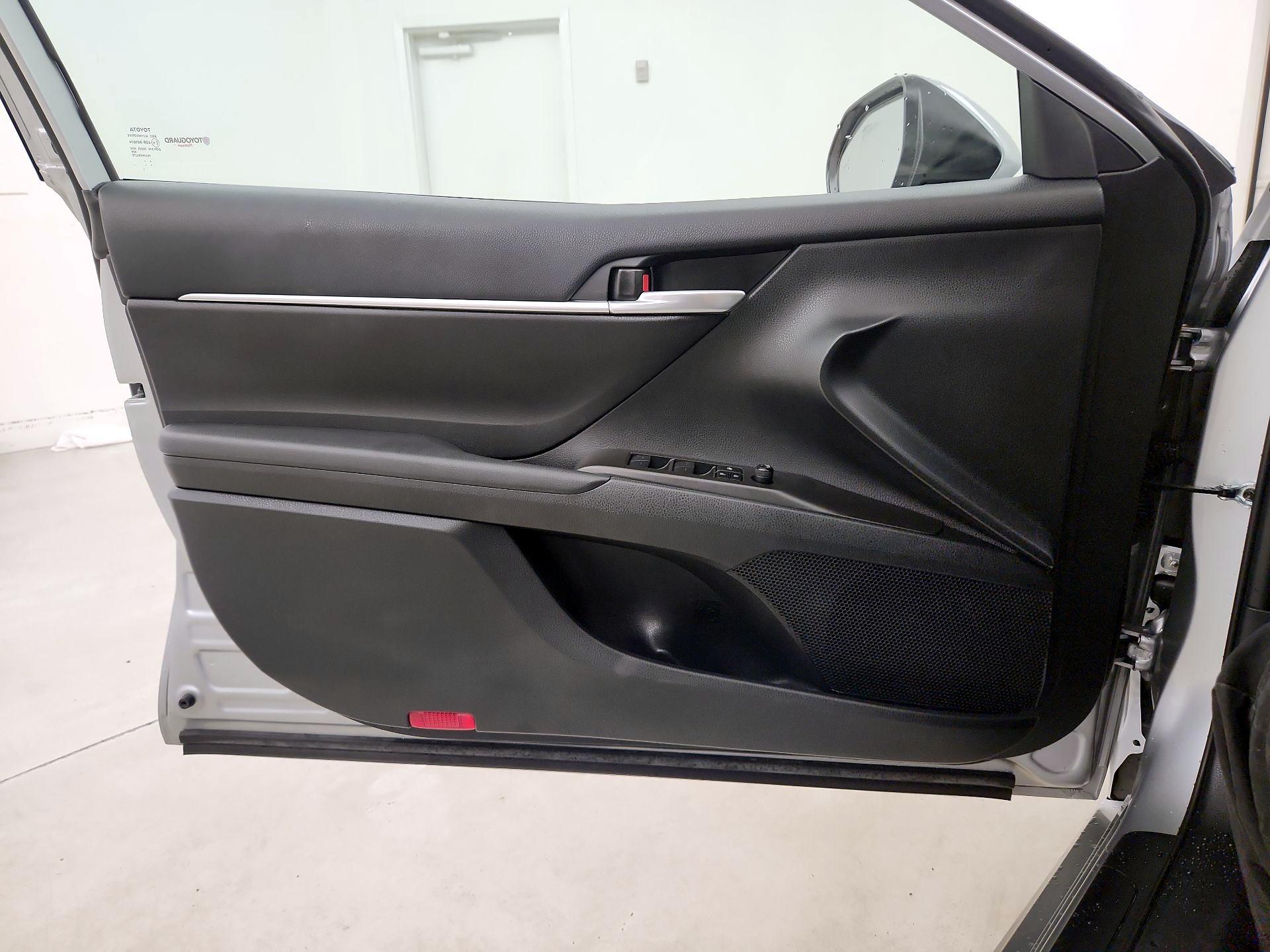 Thumbnail: 2024 Toyota Camry - 12