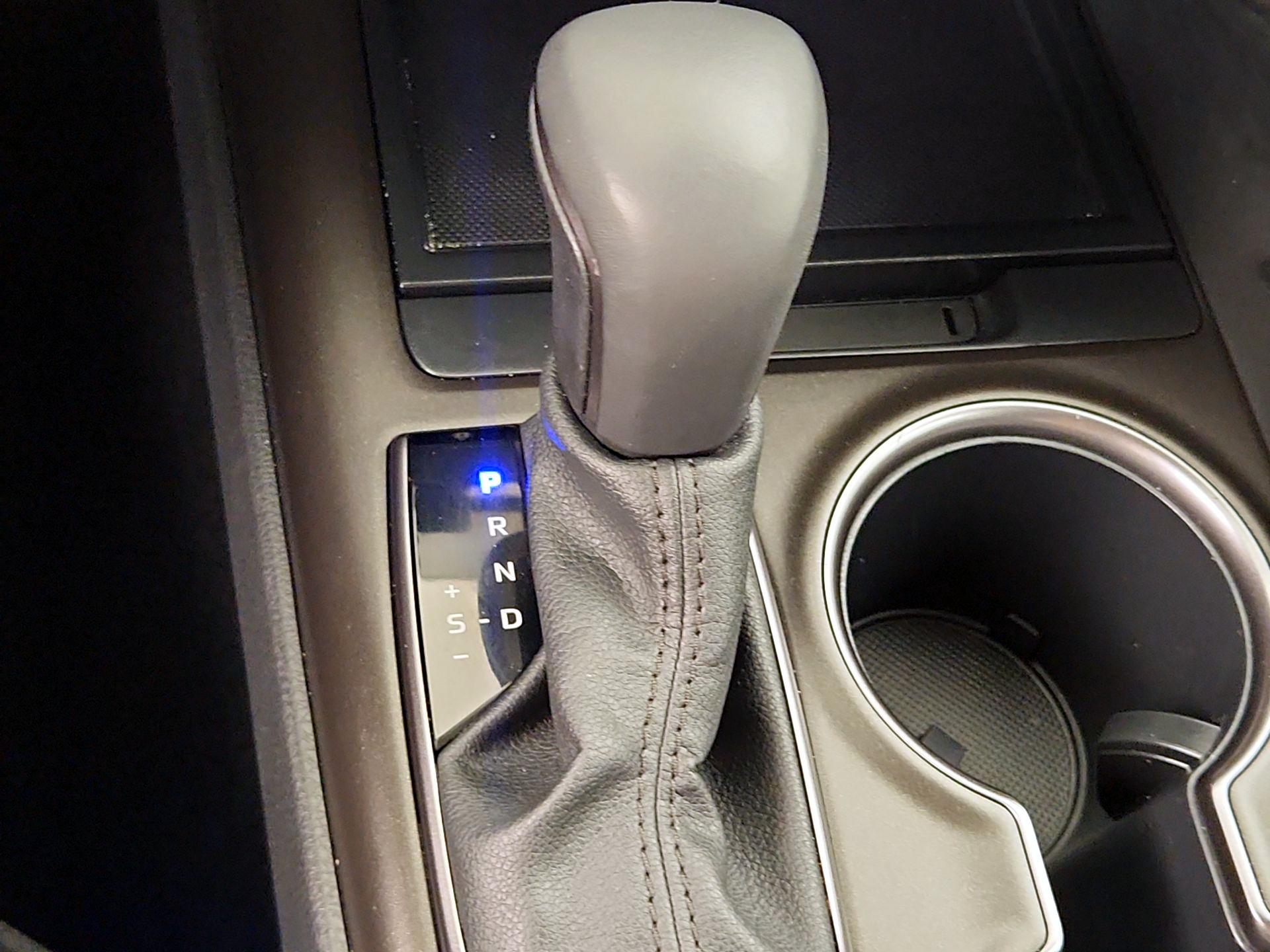 Thumbnail: 2024 Toyota Camry - 17