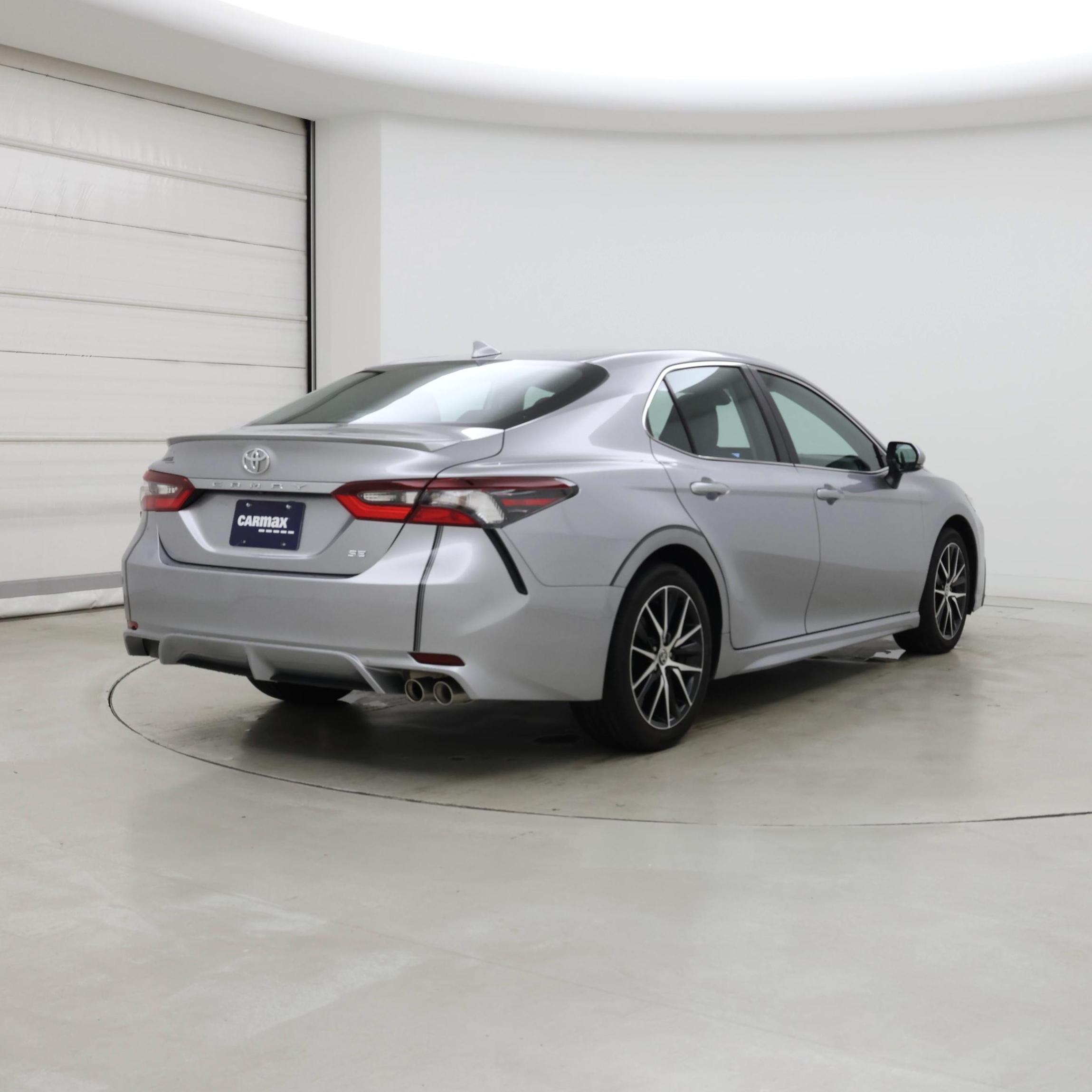 Thumbnail: 2024 Toyota Camry - 8