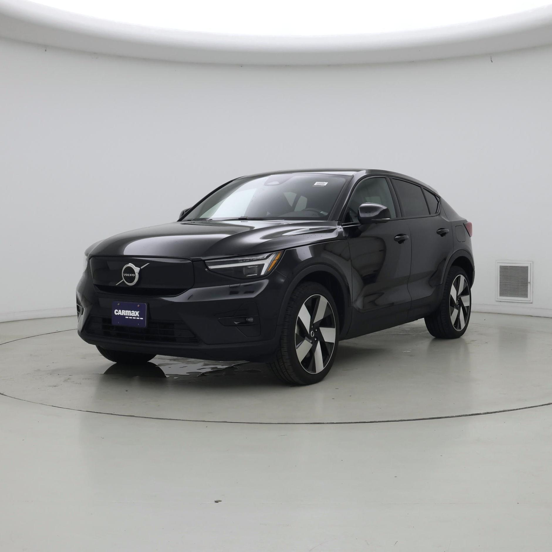 Thumbnail: 2023 Volvo C40 - 4