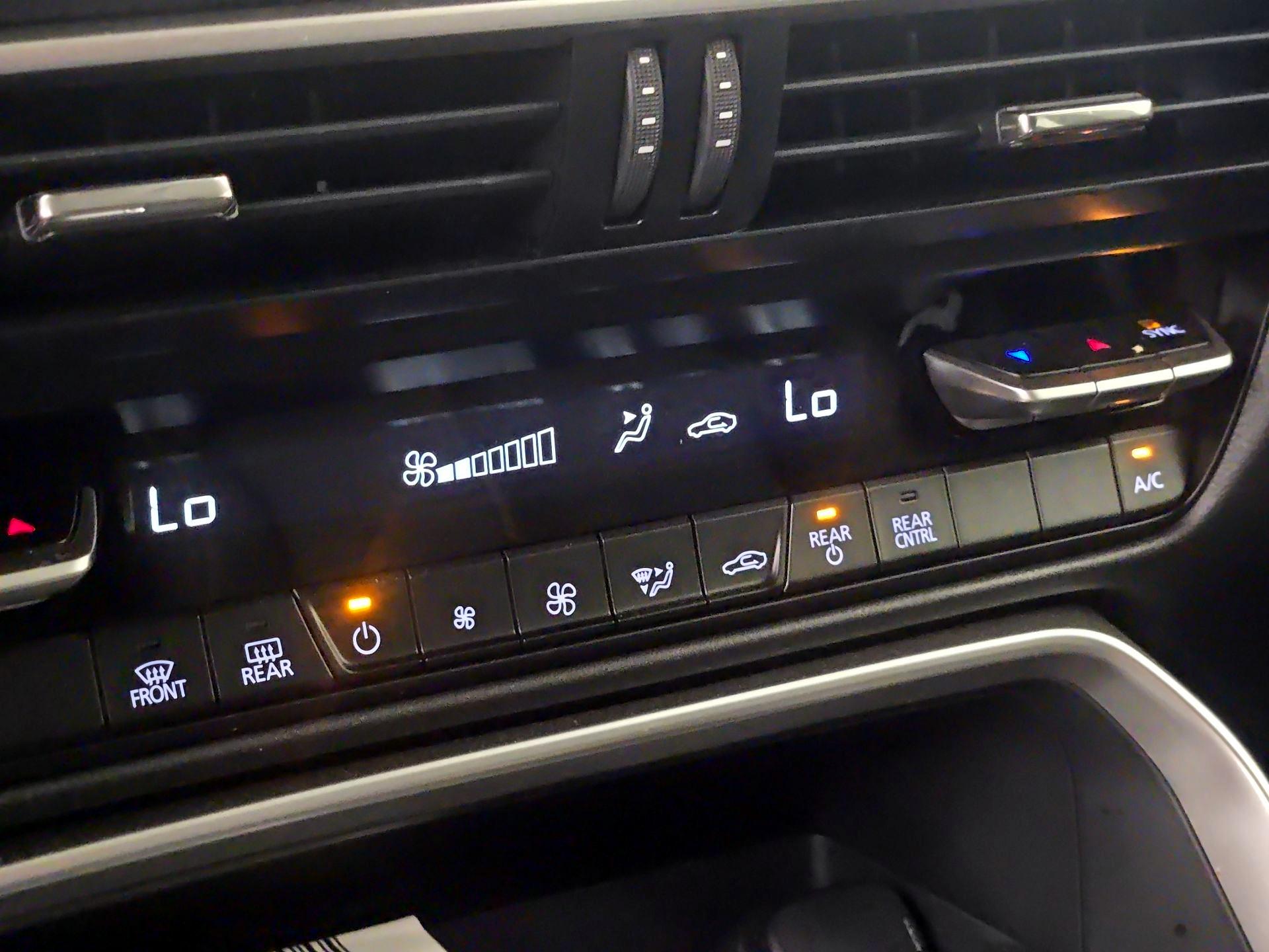 Thumbnail: 2024 Mazda CX-90 - 15