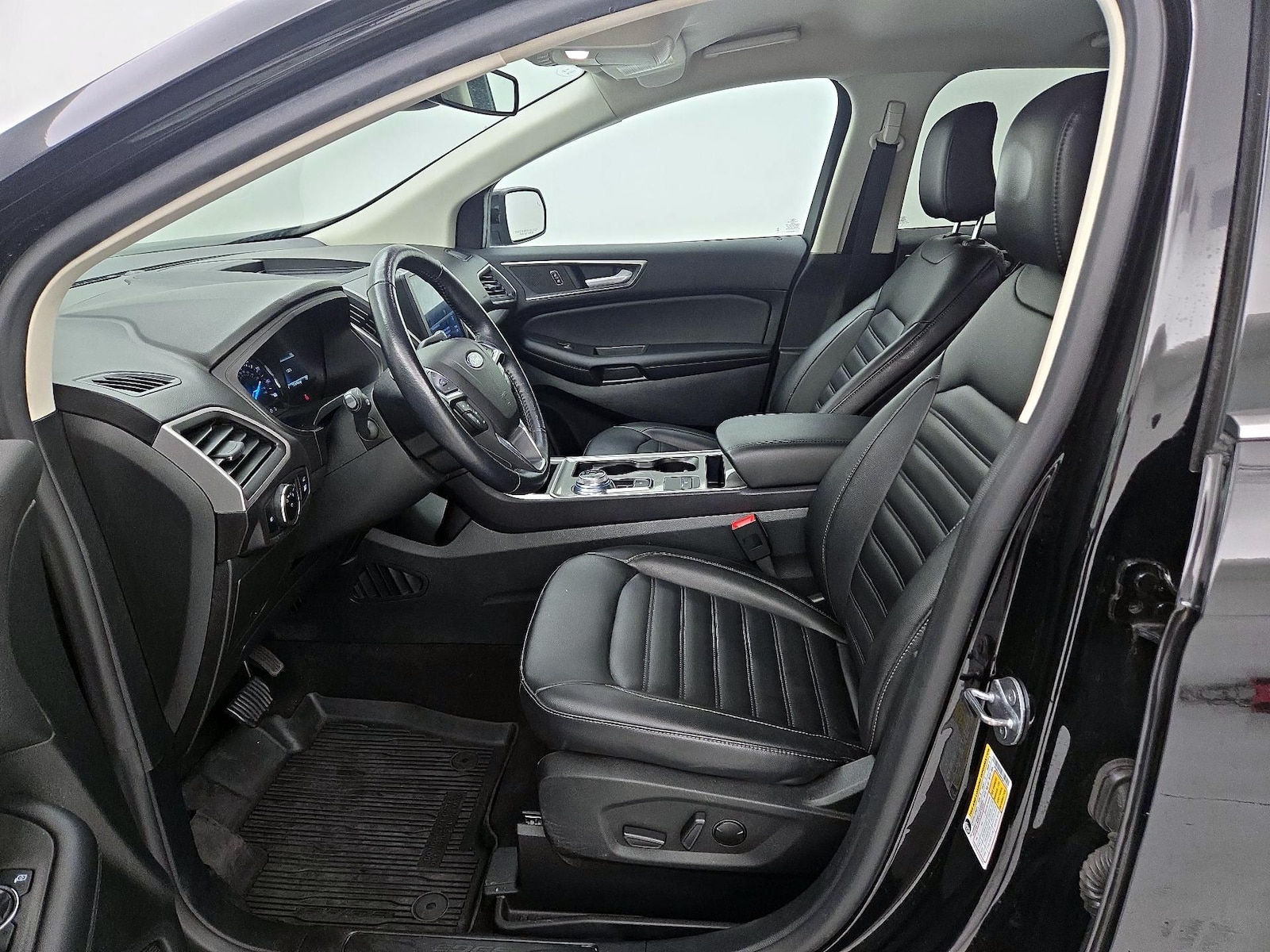 2023 Ford Edge SEL - Photo 12