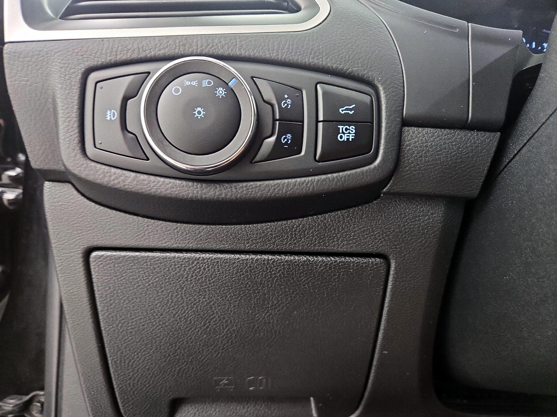 Thumbnail: 2023 Ford Edge - 13