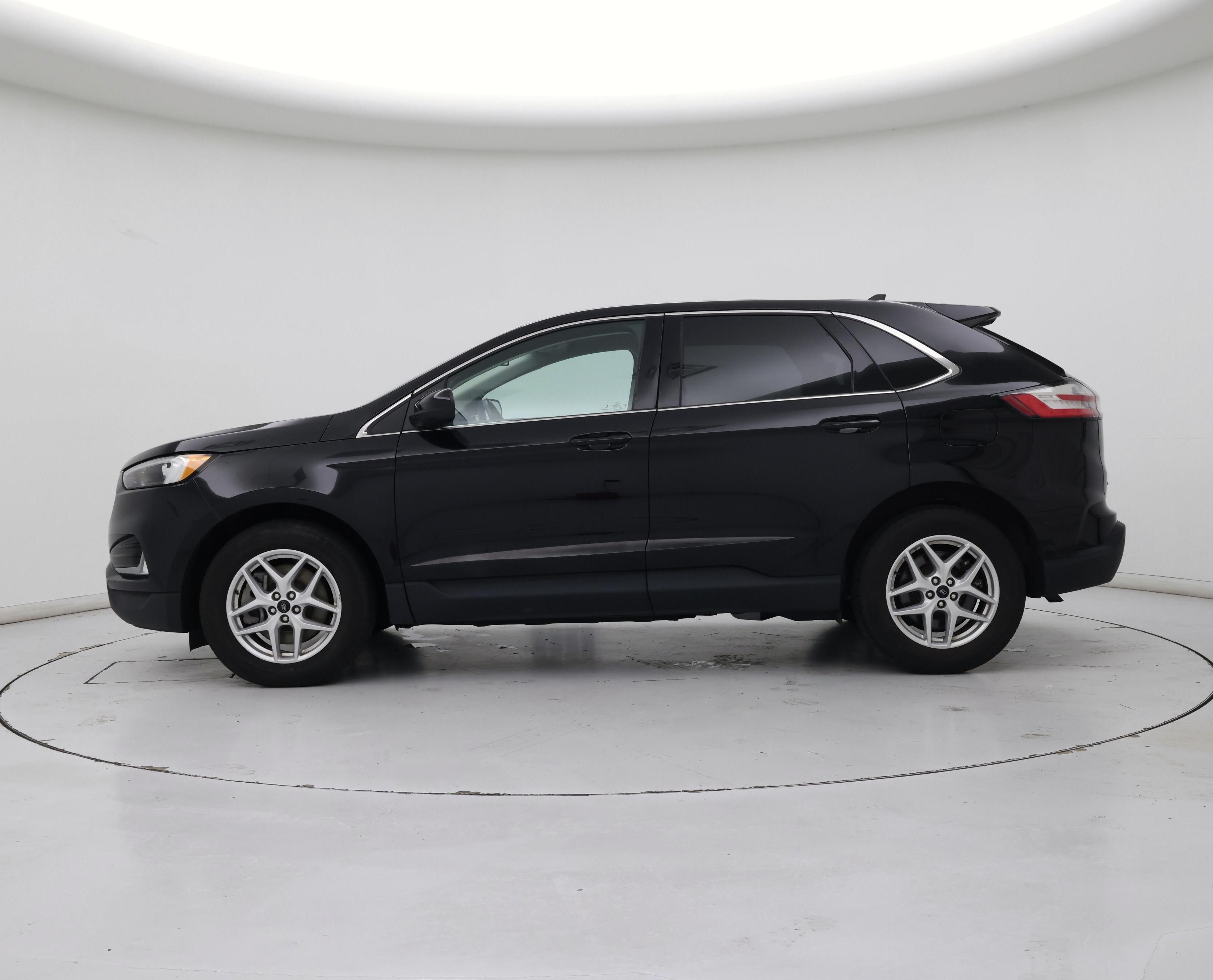 Thumbnail: 2023 Ford Edge - 3