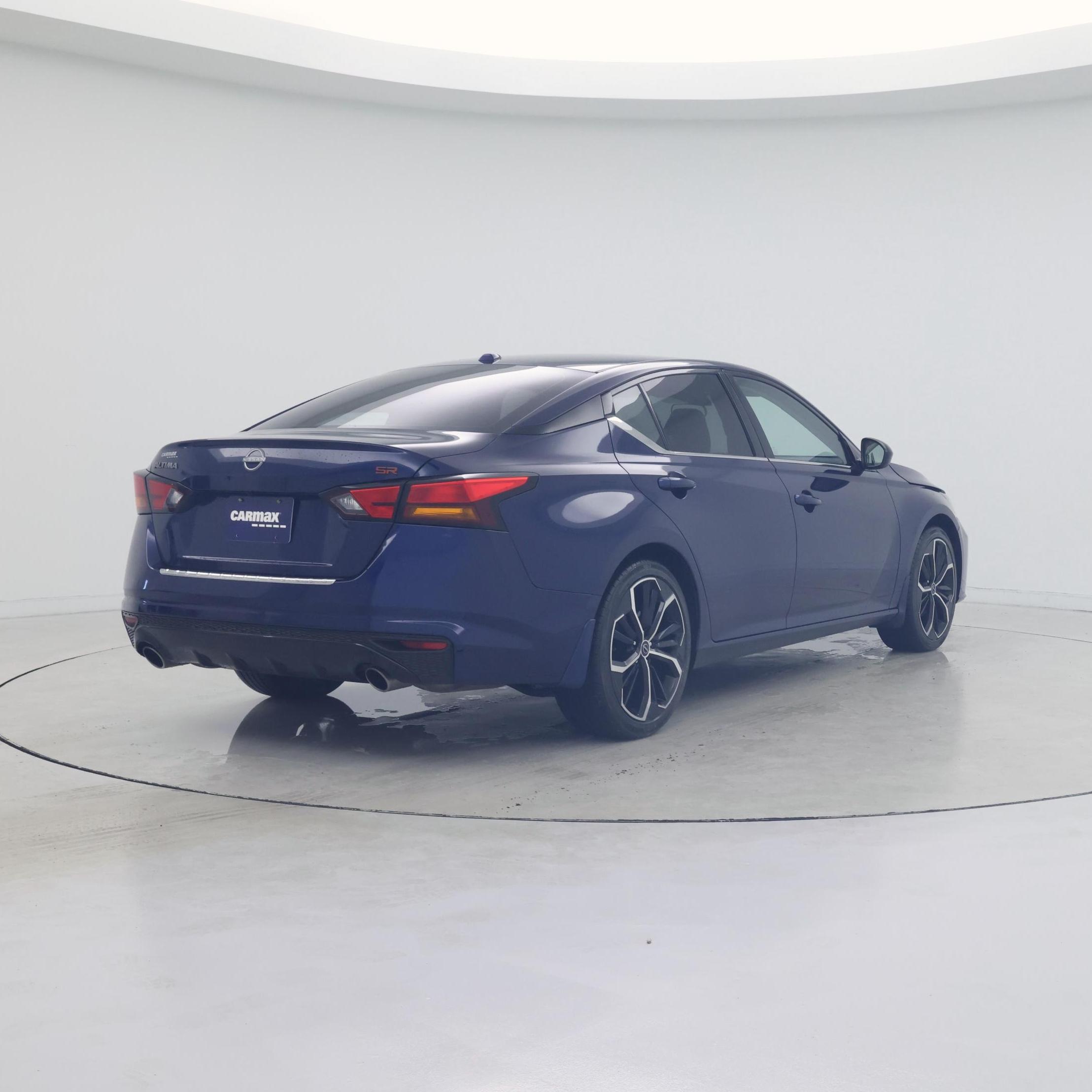 Thumbnail: 2023 Nissan Altima - 8