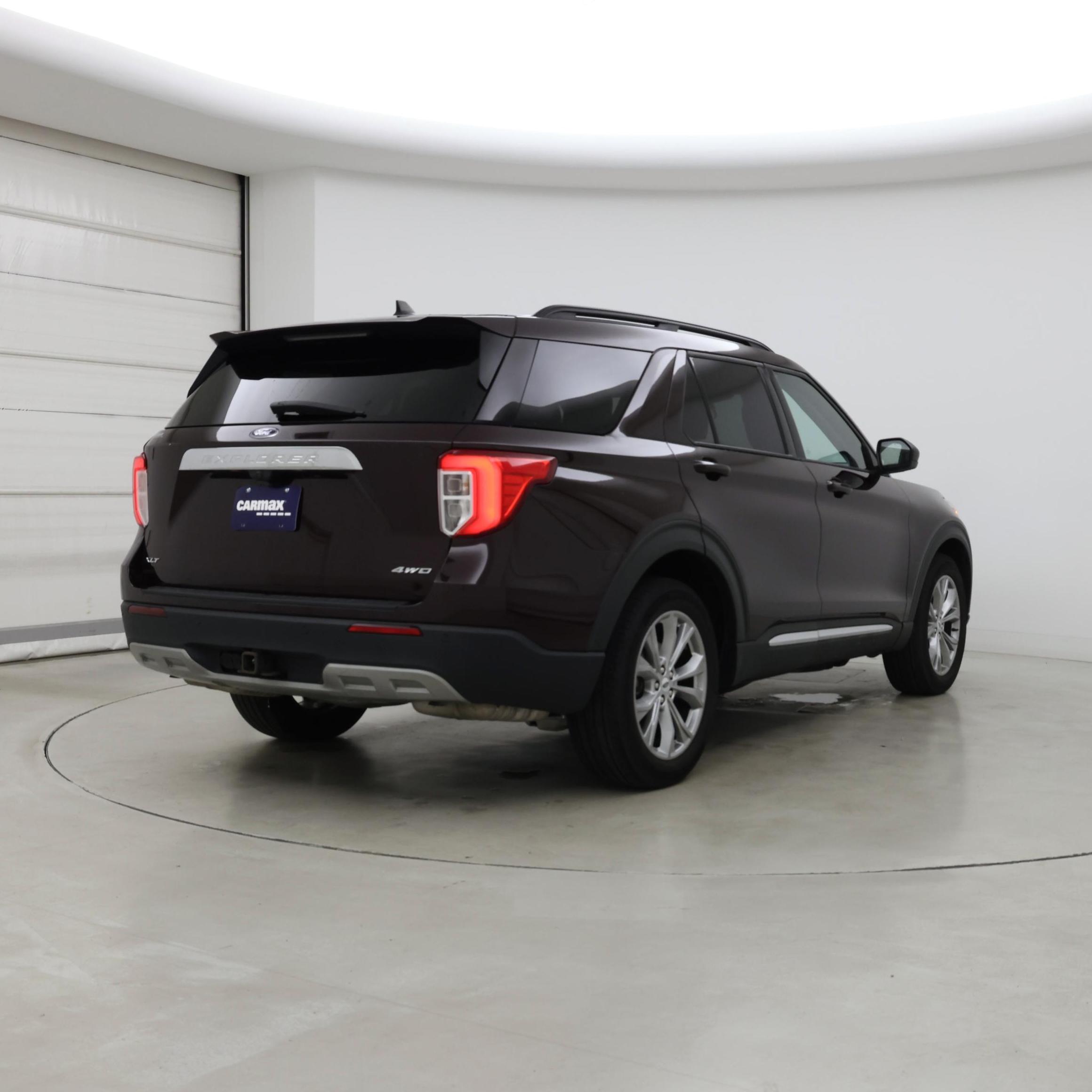 Thumbnail: 2023 Ford Explorer - 8