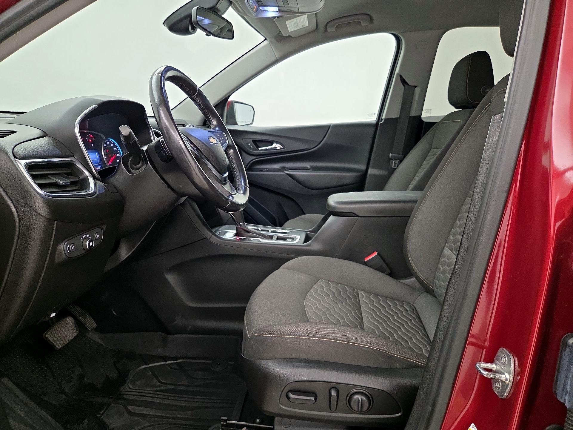 Thumbnail: 2020 Chevrolet Equinox - 11
