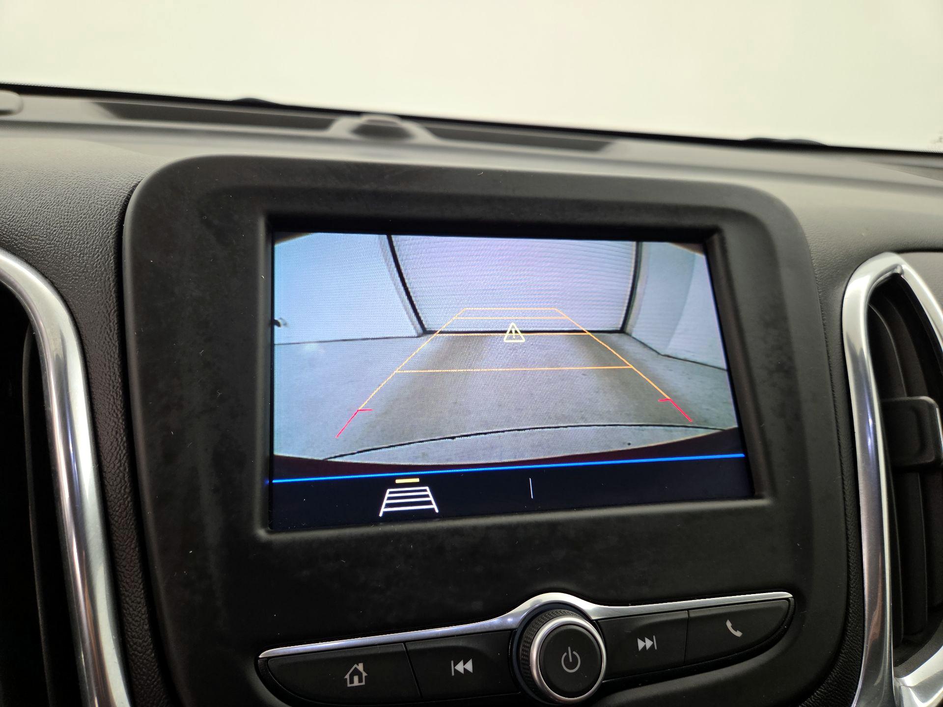 Thumbnail: 2020 Chevrolet Equinox - 14