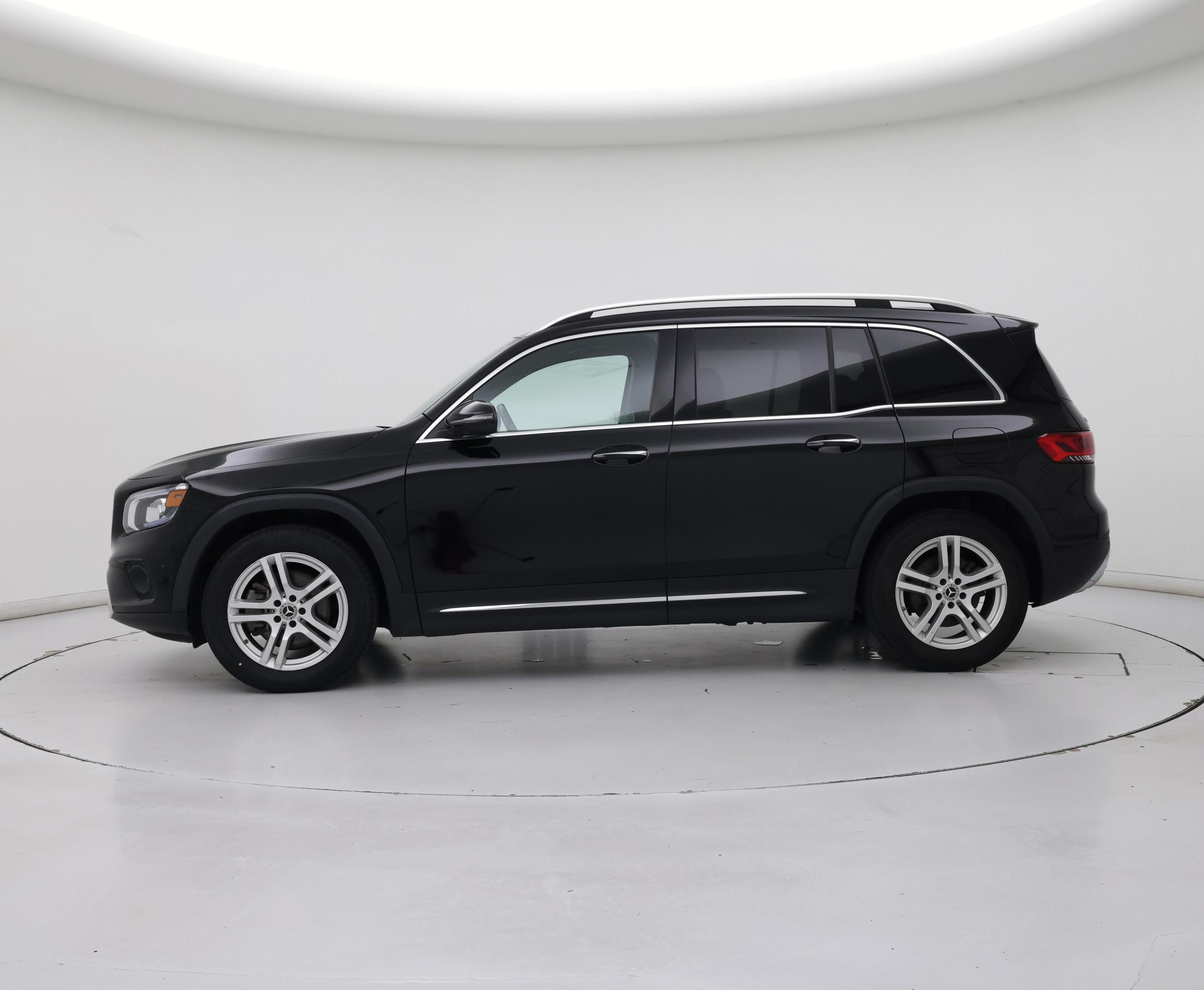 Thumbnail: 2023 Mercedes-Benz GLB - 3