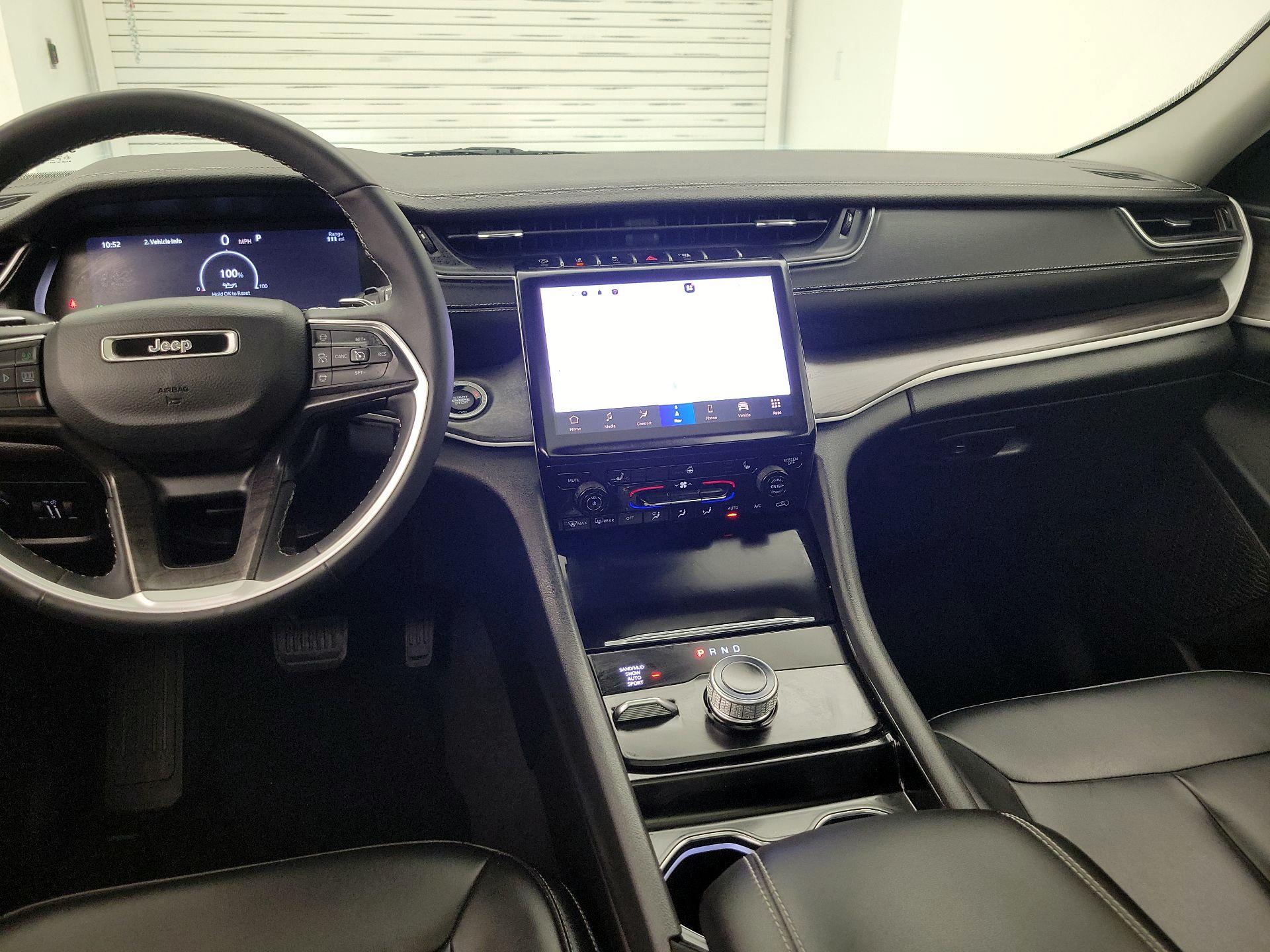 Thumbnail: 2023 Jeep Grand Cherokee - 9