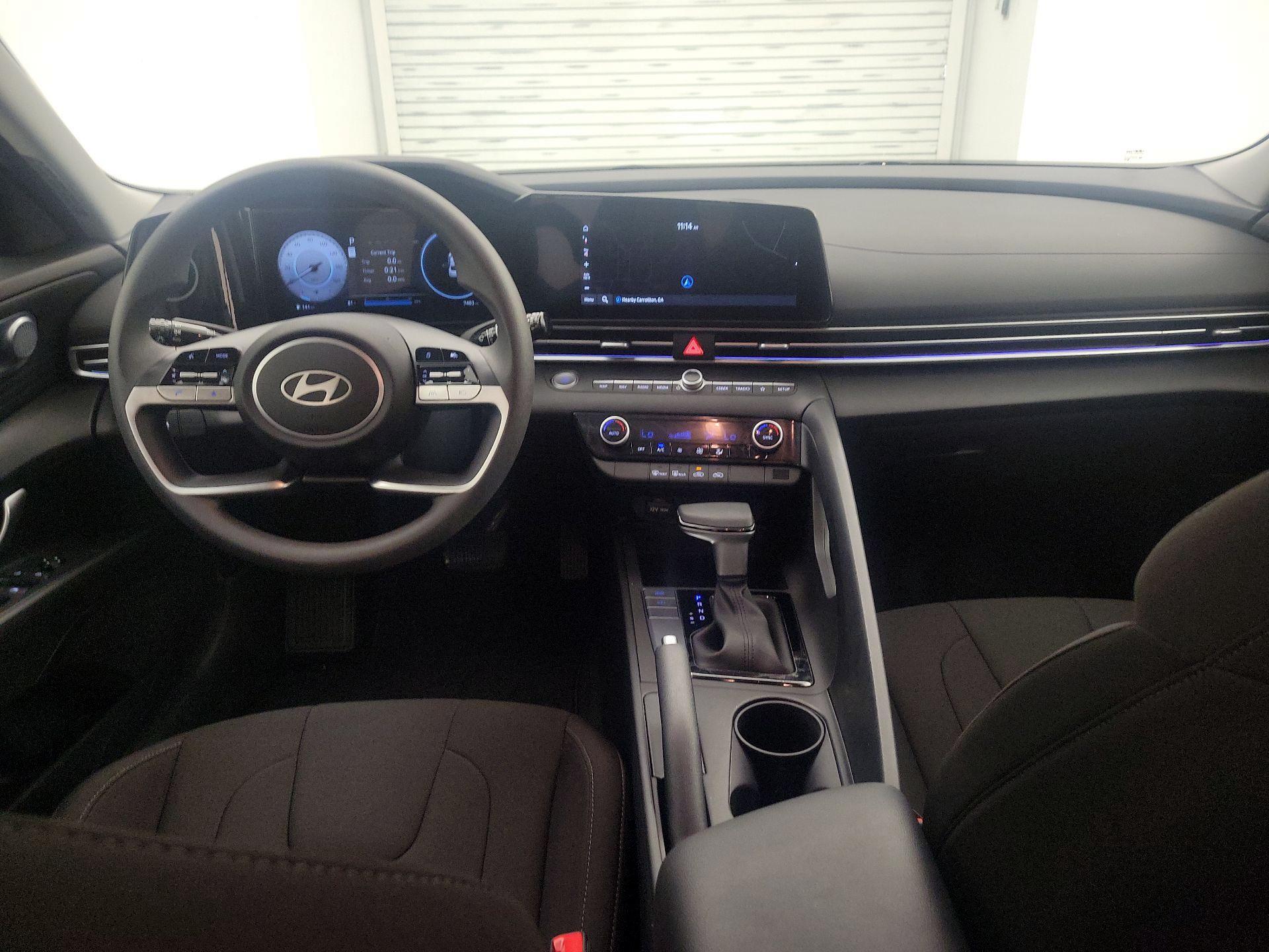 Thumbnail: 2024 Hyundai Elantra - 9