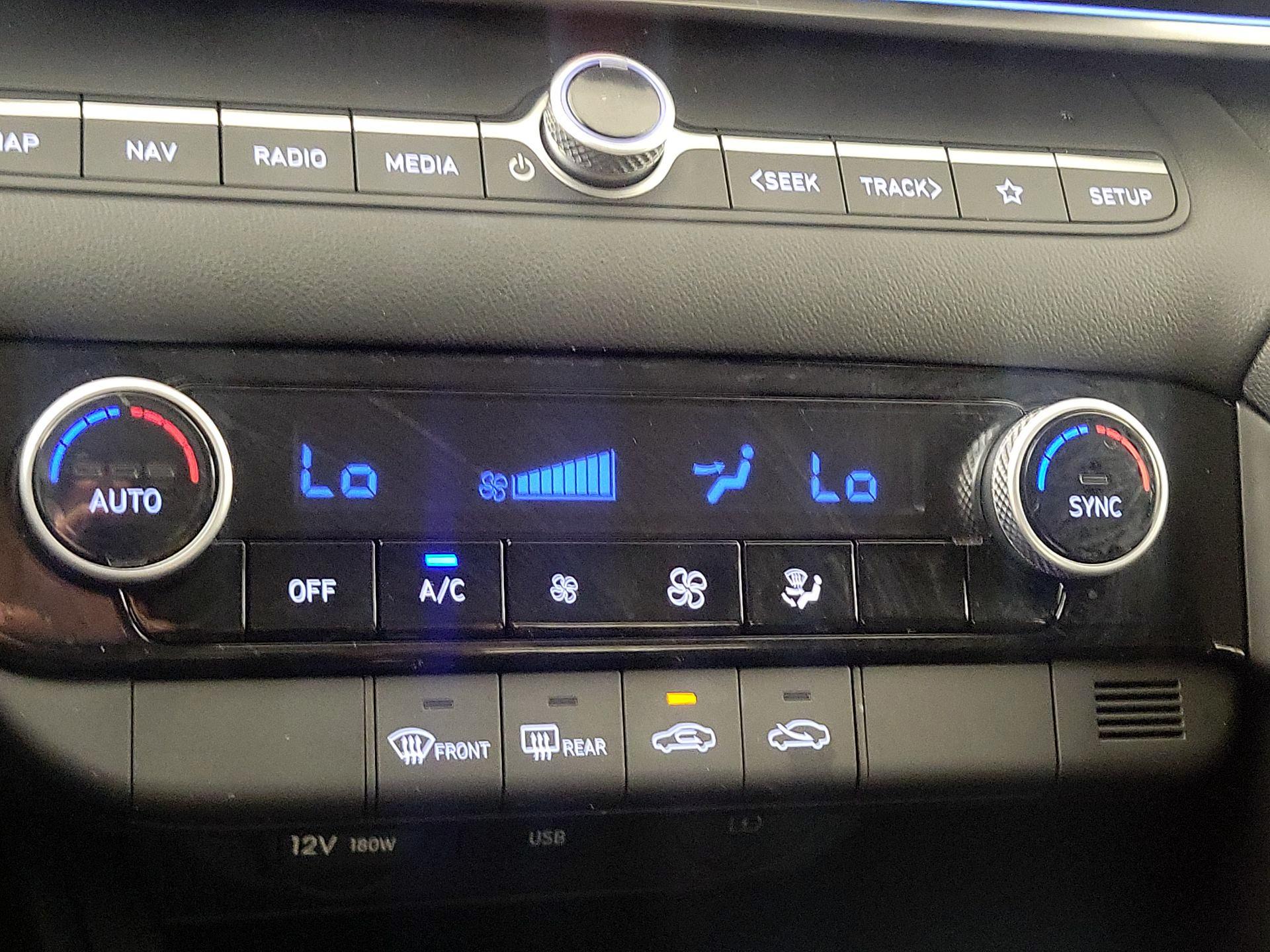 Thumbnail: 2024 Hyundai Elantra - 17
