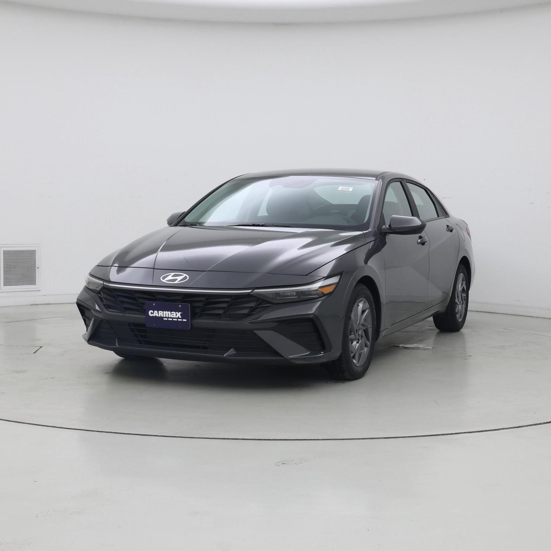 Thumbnail: 2024 Hyundai Elantra - 4