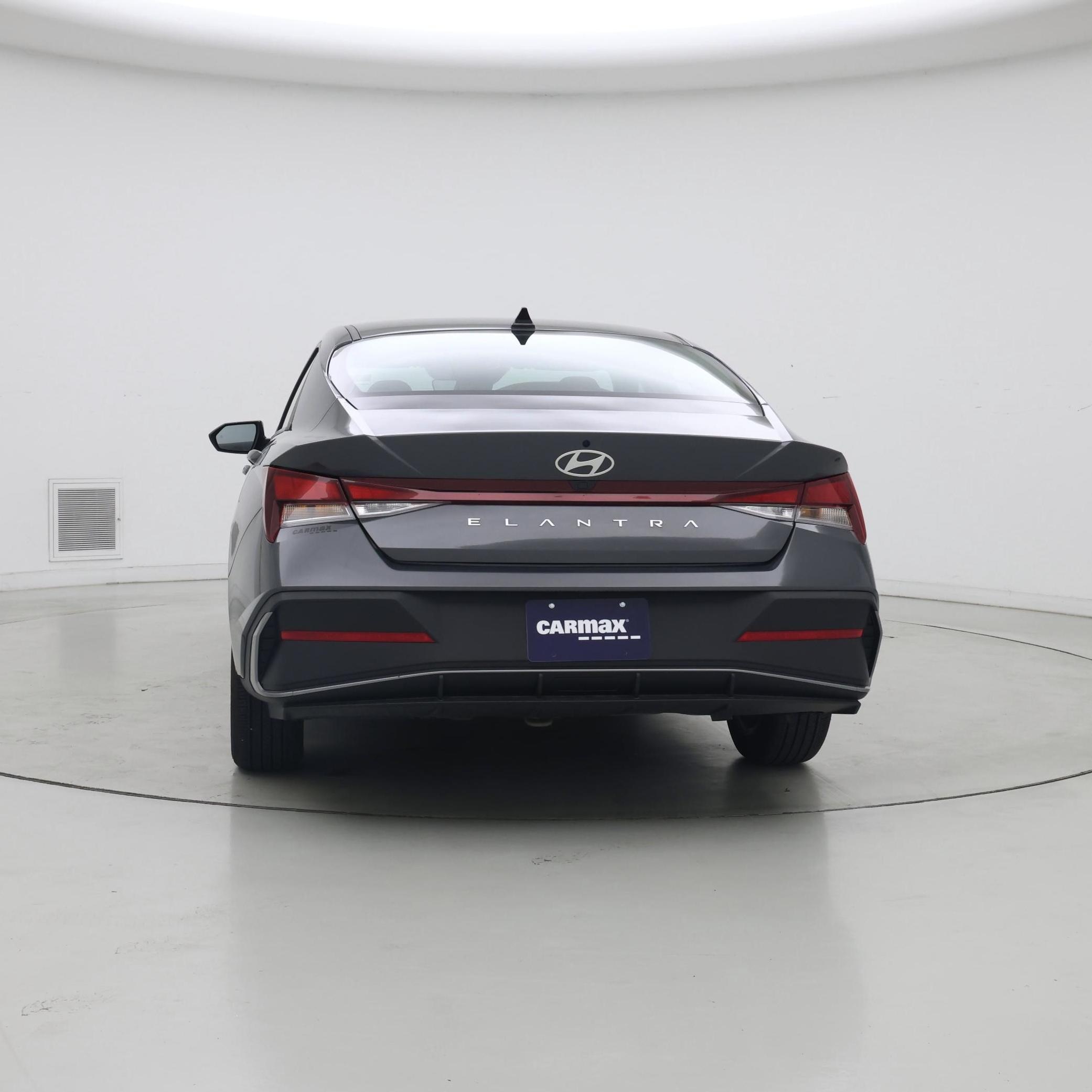 Thumbnail: 2024 Hyundai Elantra - 6