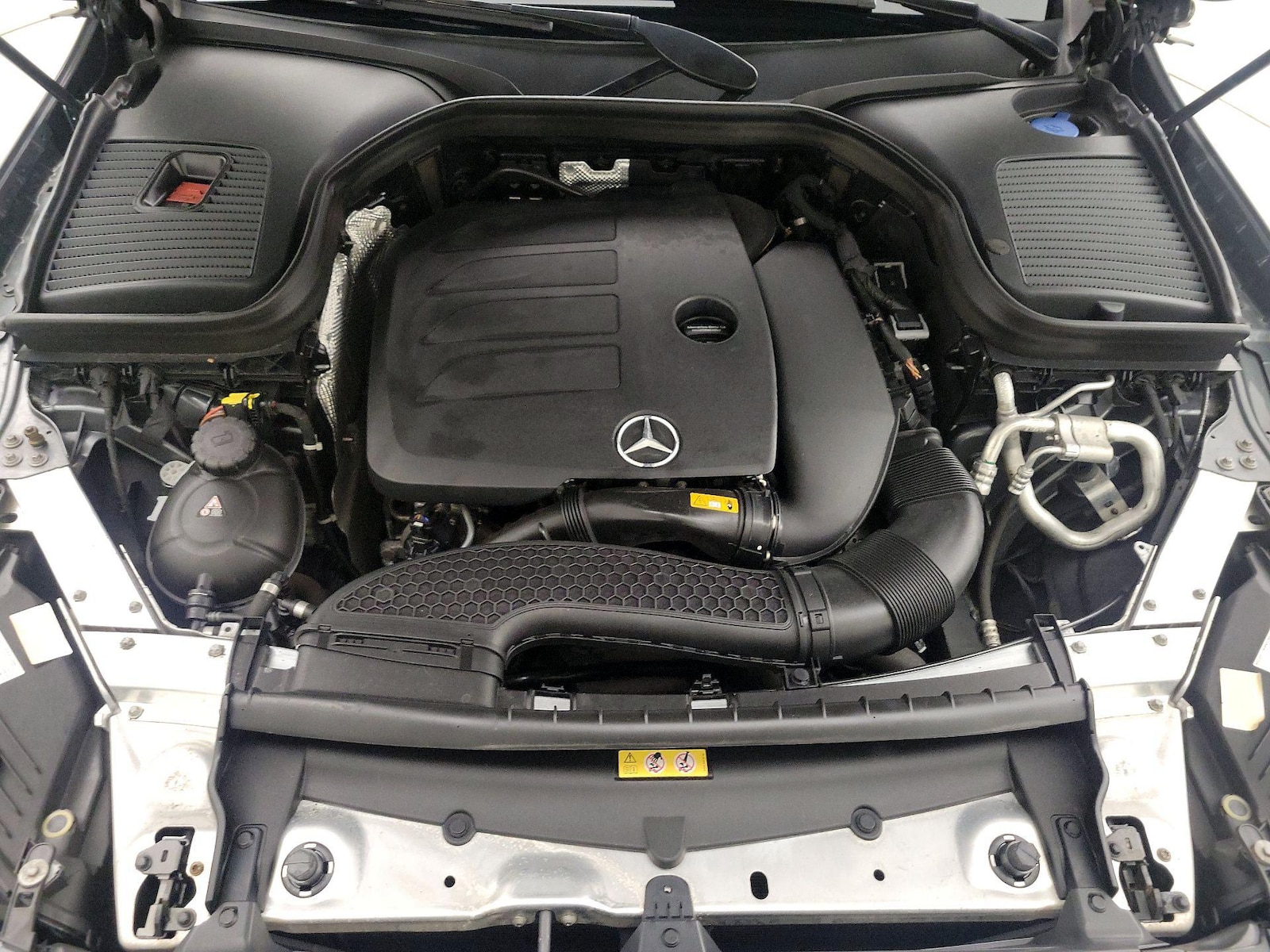2020 Mercedes-Benz GLC GLC300 - Photo 25