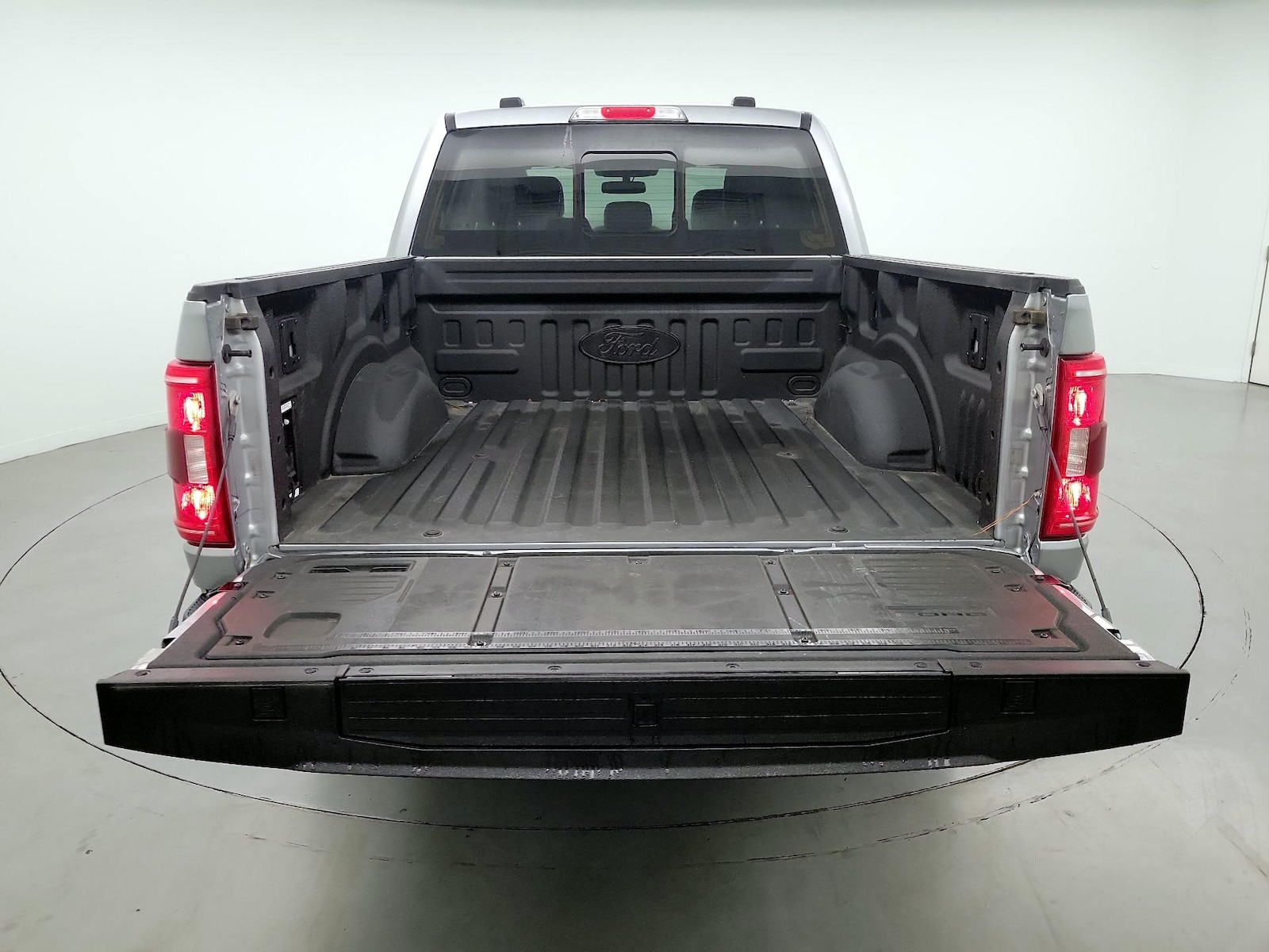 2023 Ford F-150 XLT - Photo 23