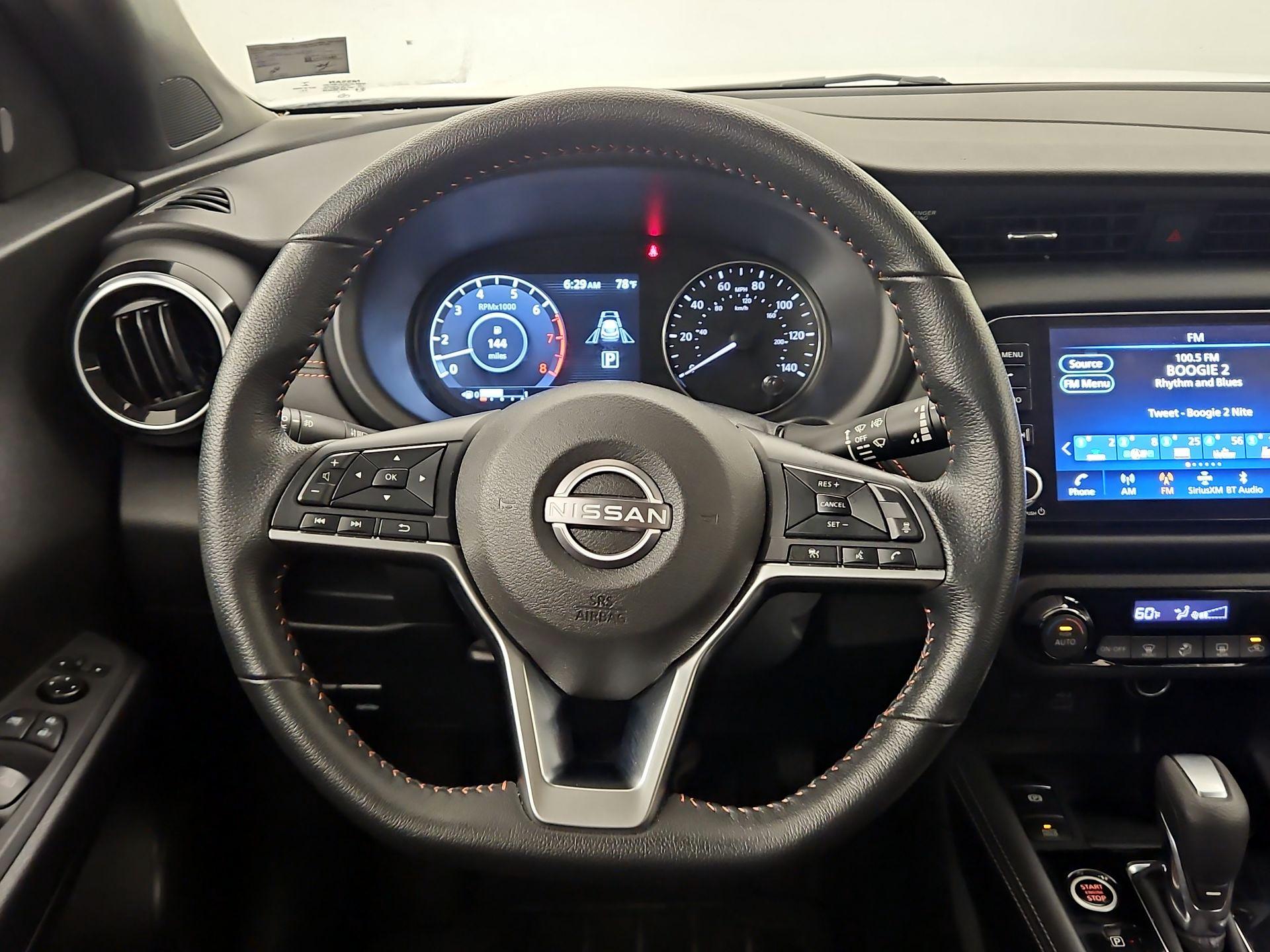 Thumbnail: 2023 Nissan Kicks - 10