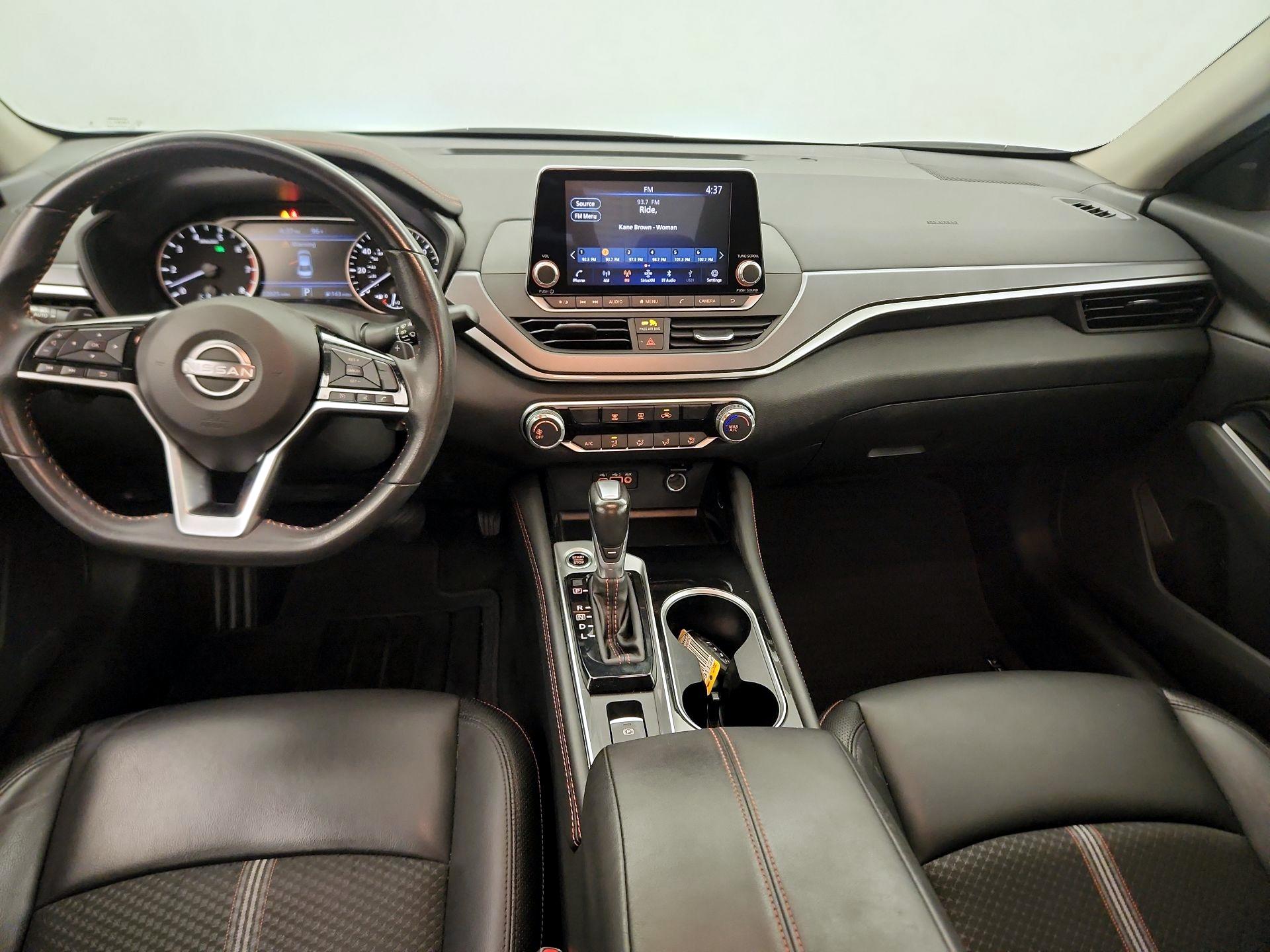 Thumbnail: 2023 Nissan Altima - 9
