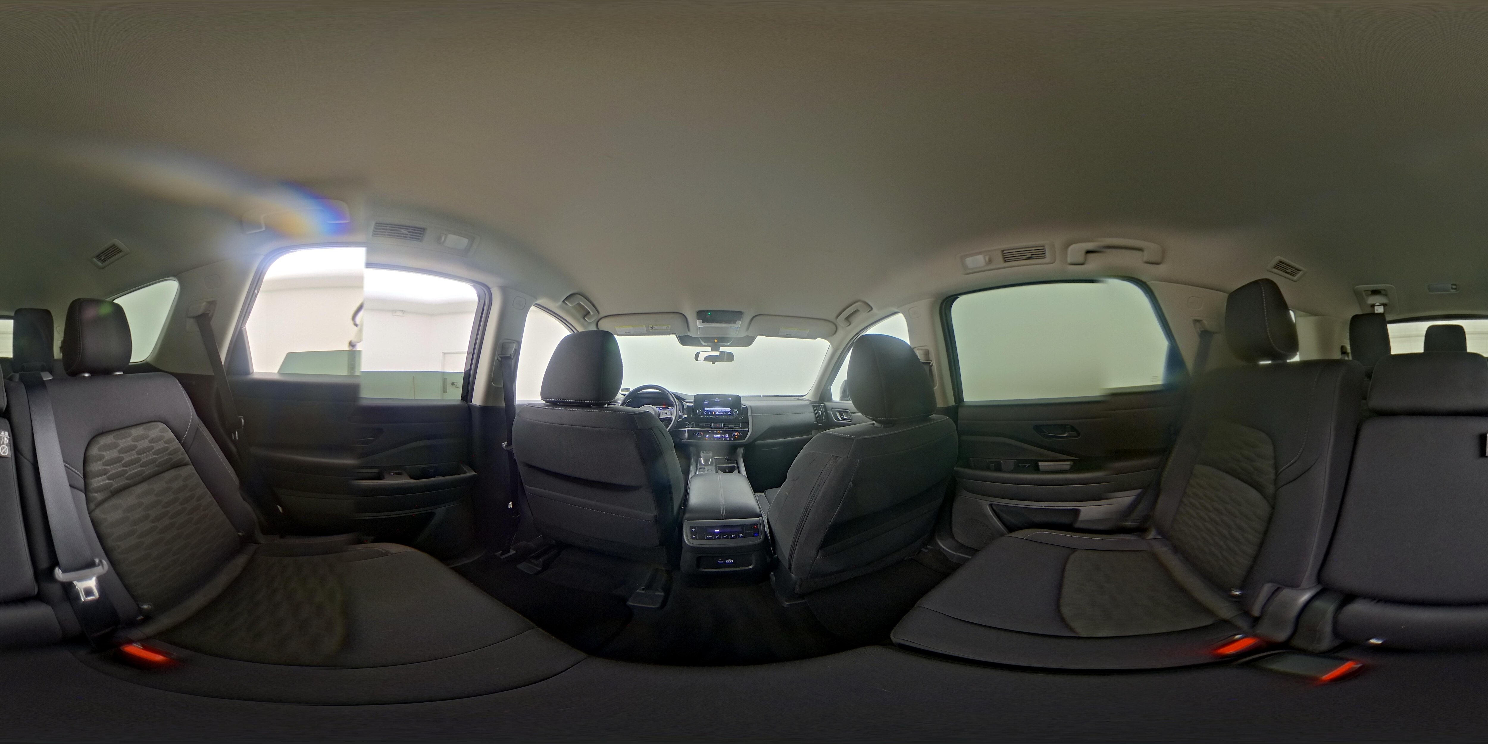 2024 Nissan Pathfinder SV - Photo 26