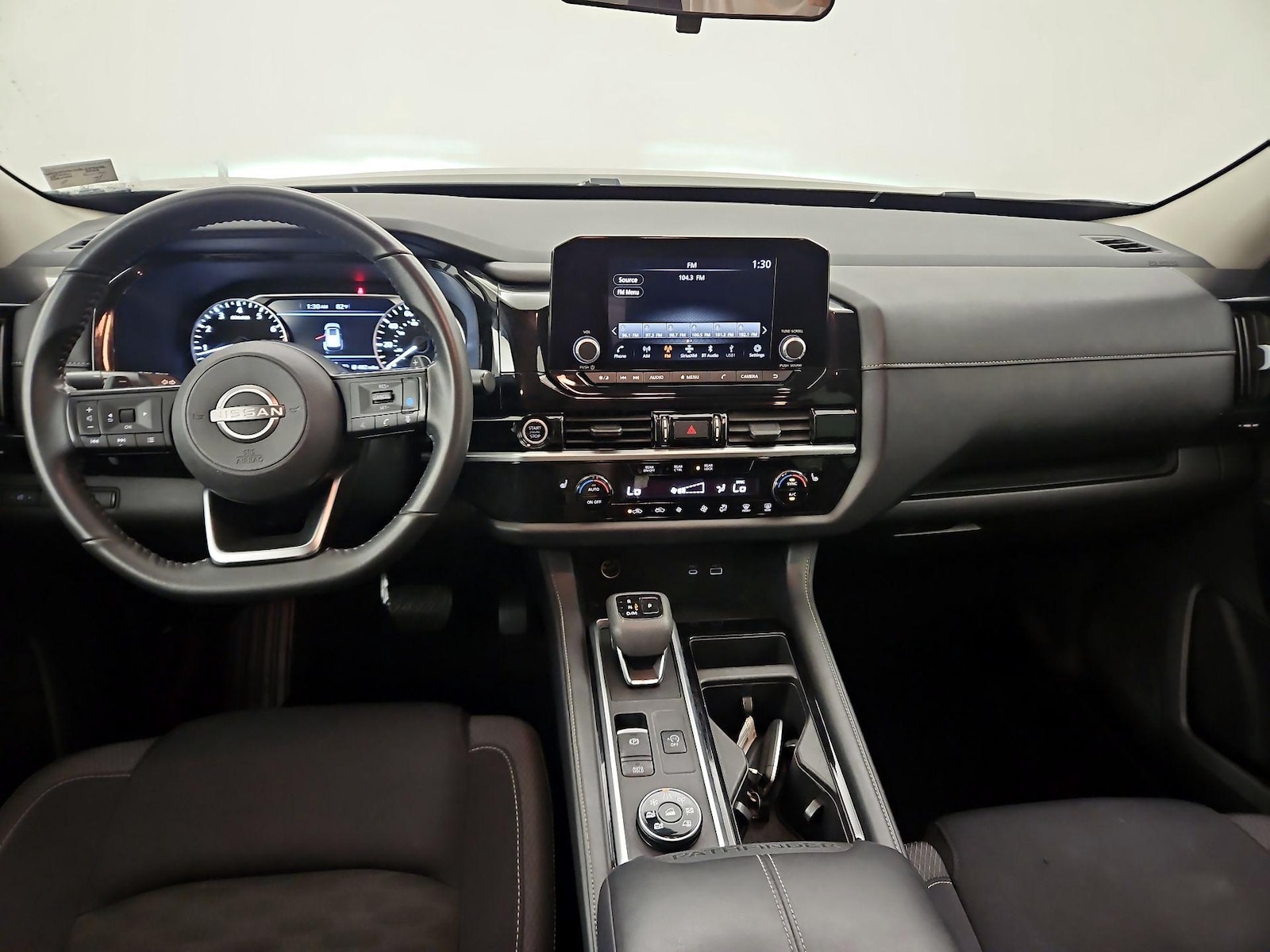 2024 Nissan Pathfinder SV - Photo 10