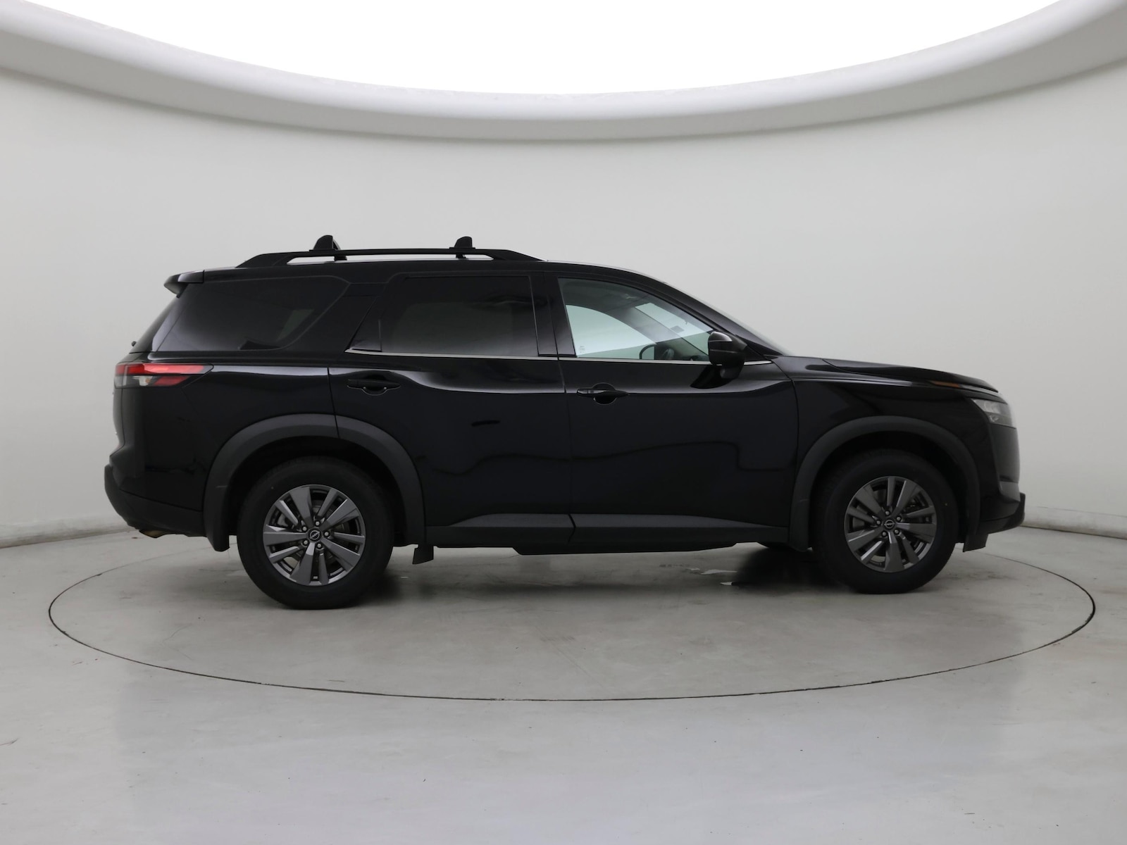 2024 Nissan Pathfinder SV - Photo 8