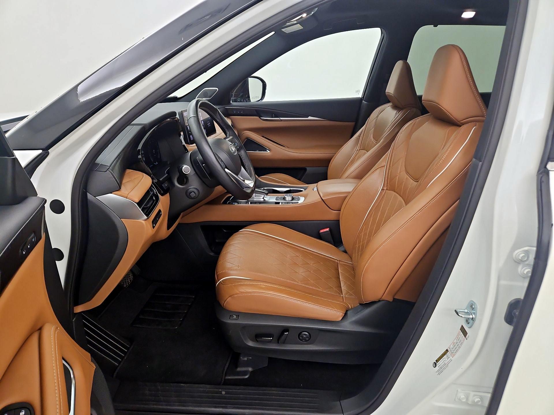 Thumbnail: 2023 INFINITI QX60 - 11