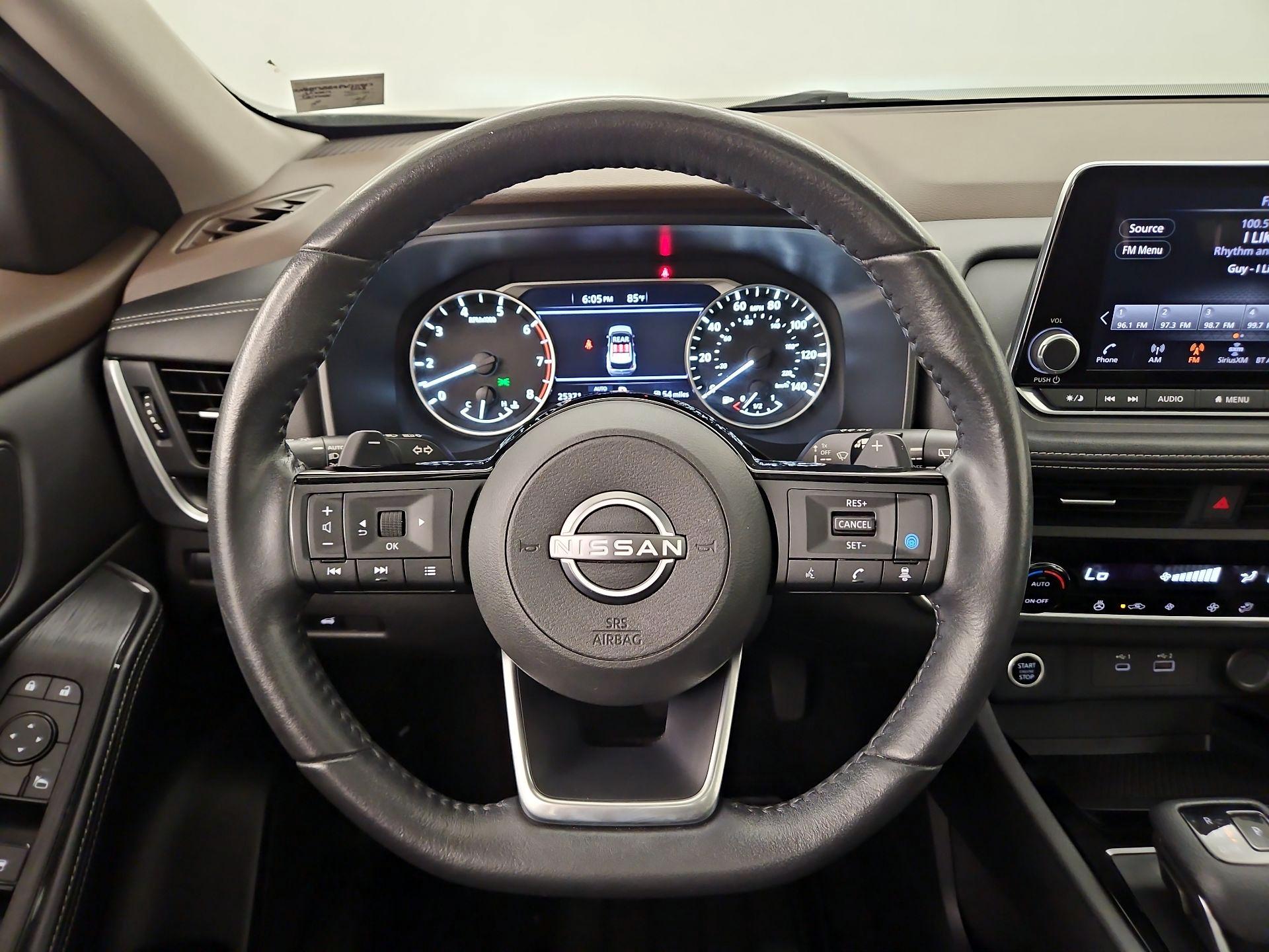 Thumbnail: 2023 Nissan Rogue - 10