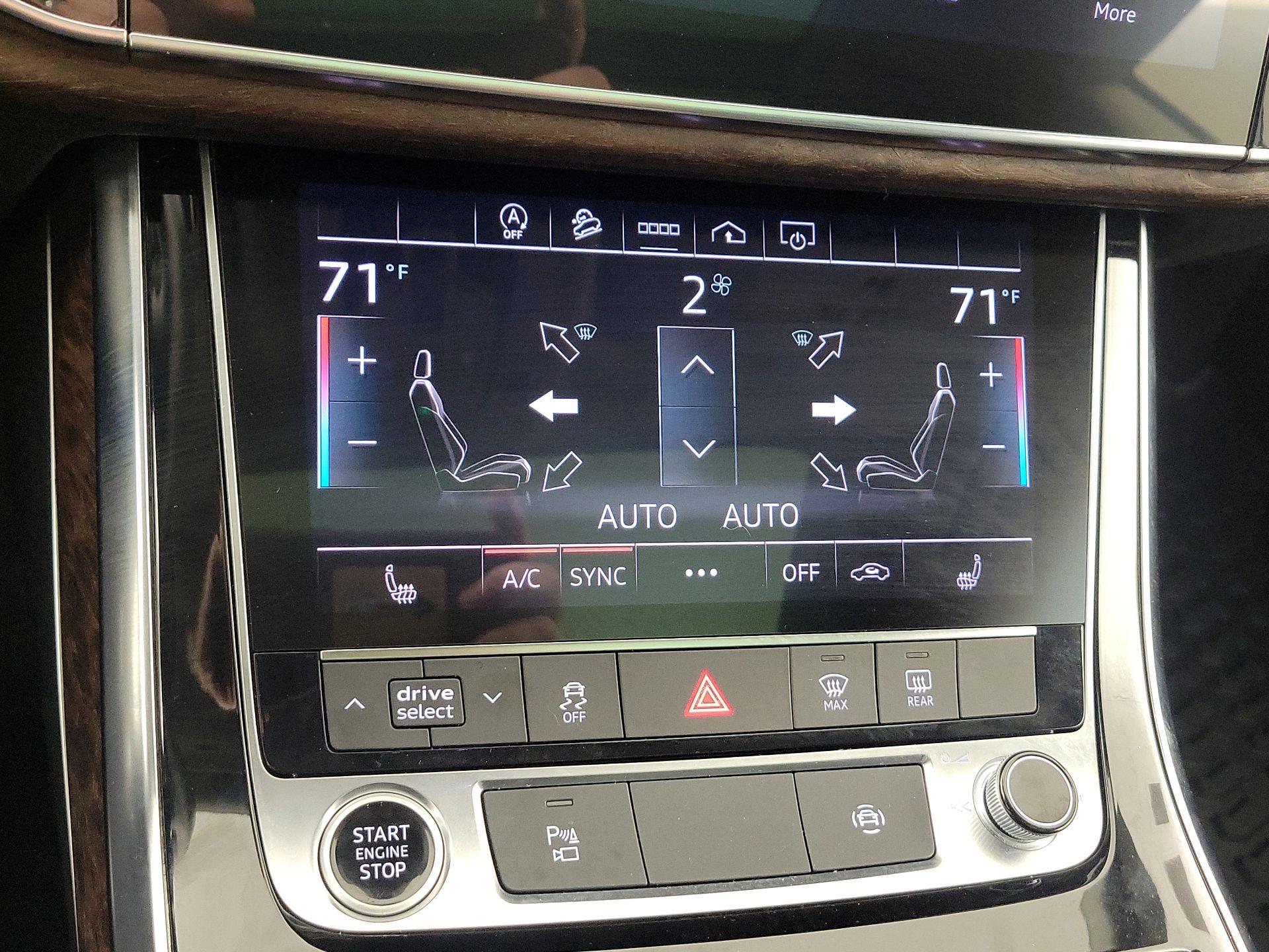 Thumbnail: 2023 Audi Q8 - 17