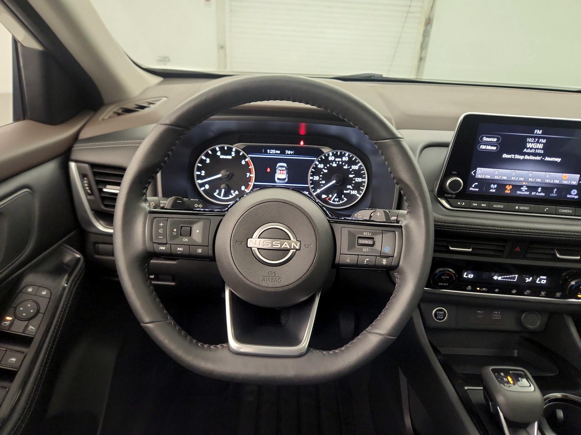 Thumbnail: 2023 Nissan Rogue - 10