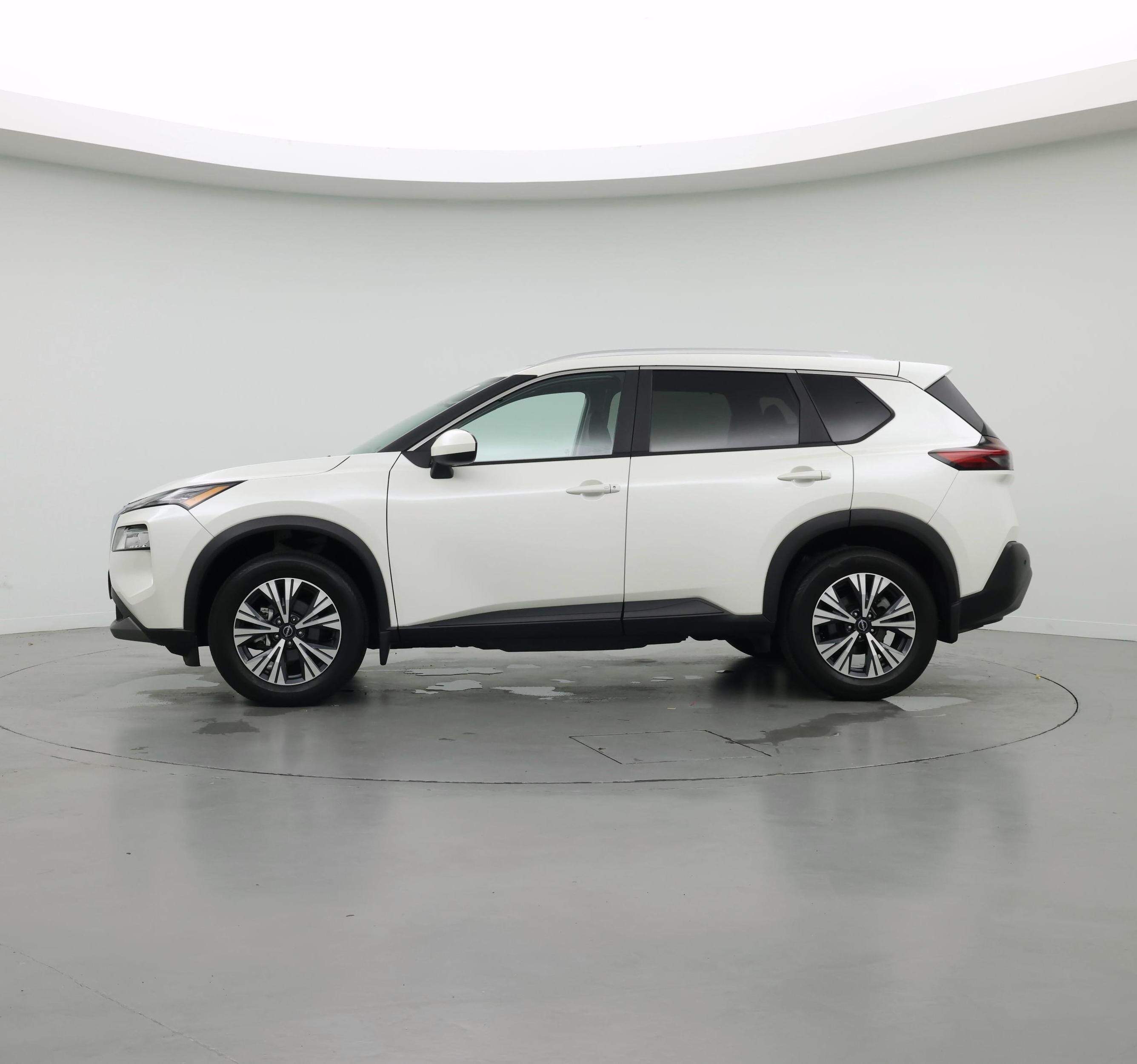 Thumbnail: 2023 Nissan Rogue - 3