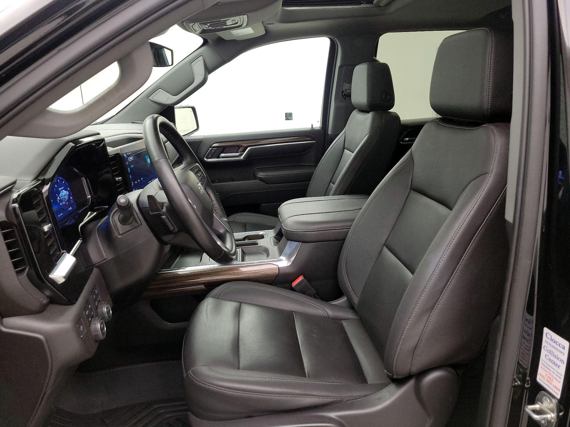 Thumbnail: 2023 Chevrolet Silverado 1500 - 11