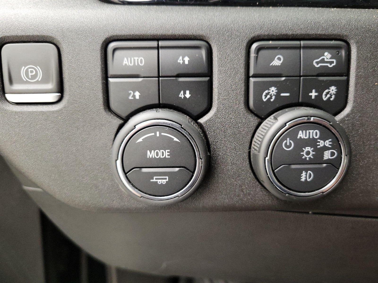 2023 Chevrolet Silverado 1500 RST - Photo 14