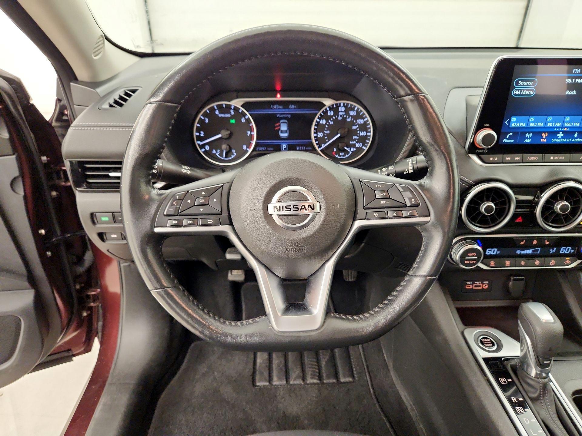 Thumbnail: 2023 Nissan Sentra - 10
