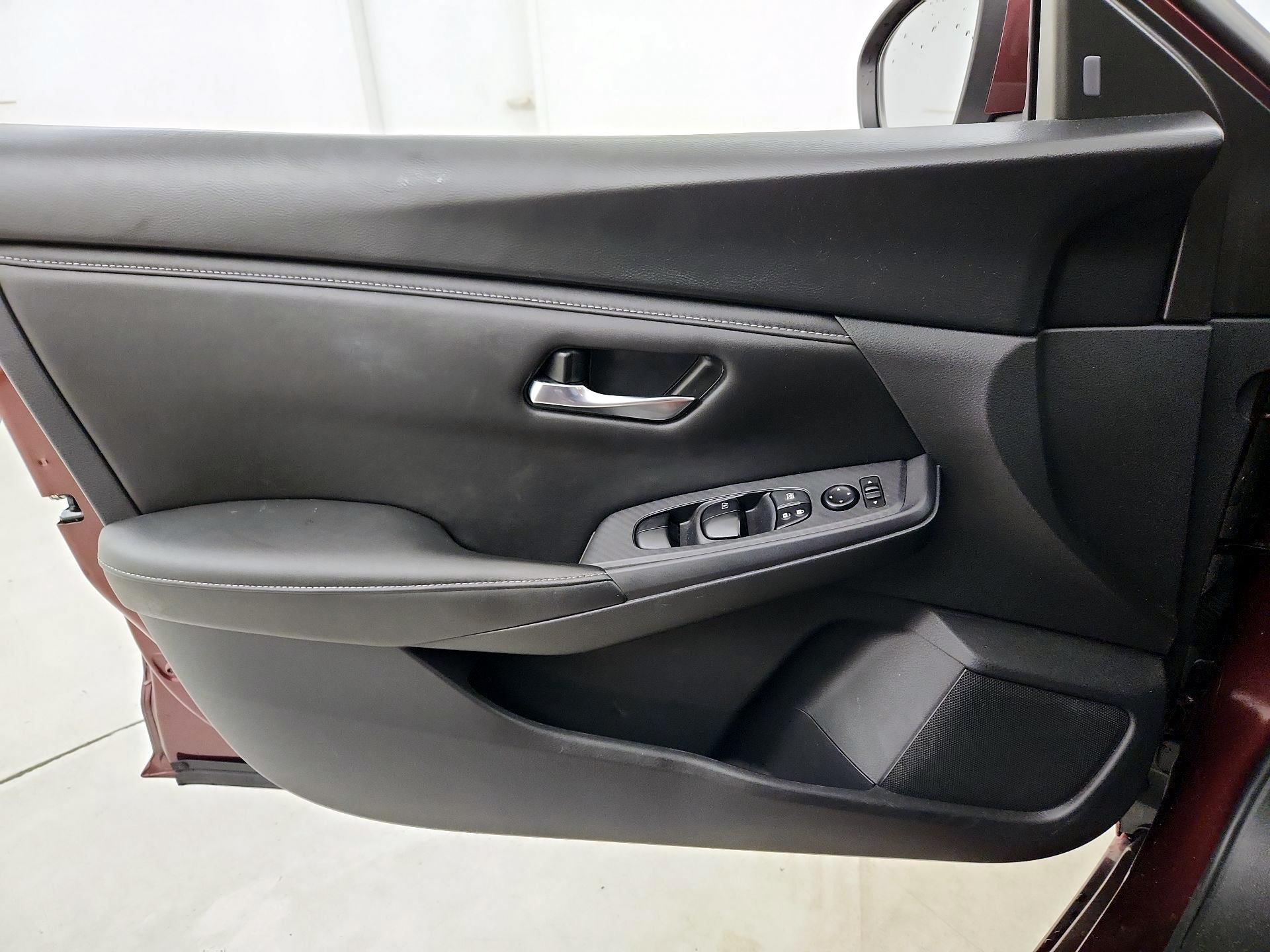 Thumbnail: 2023 Nissan Sentra - 12