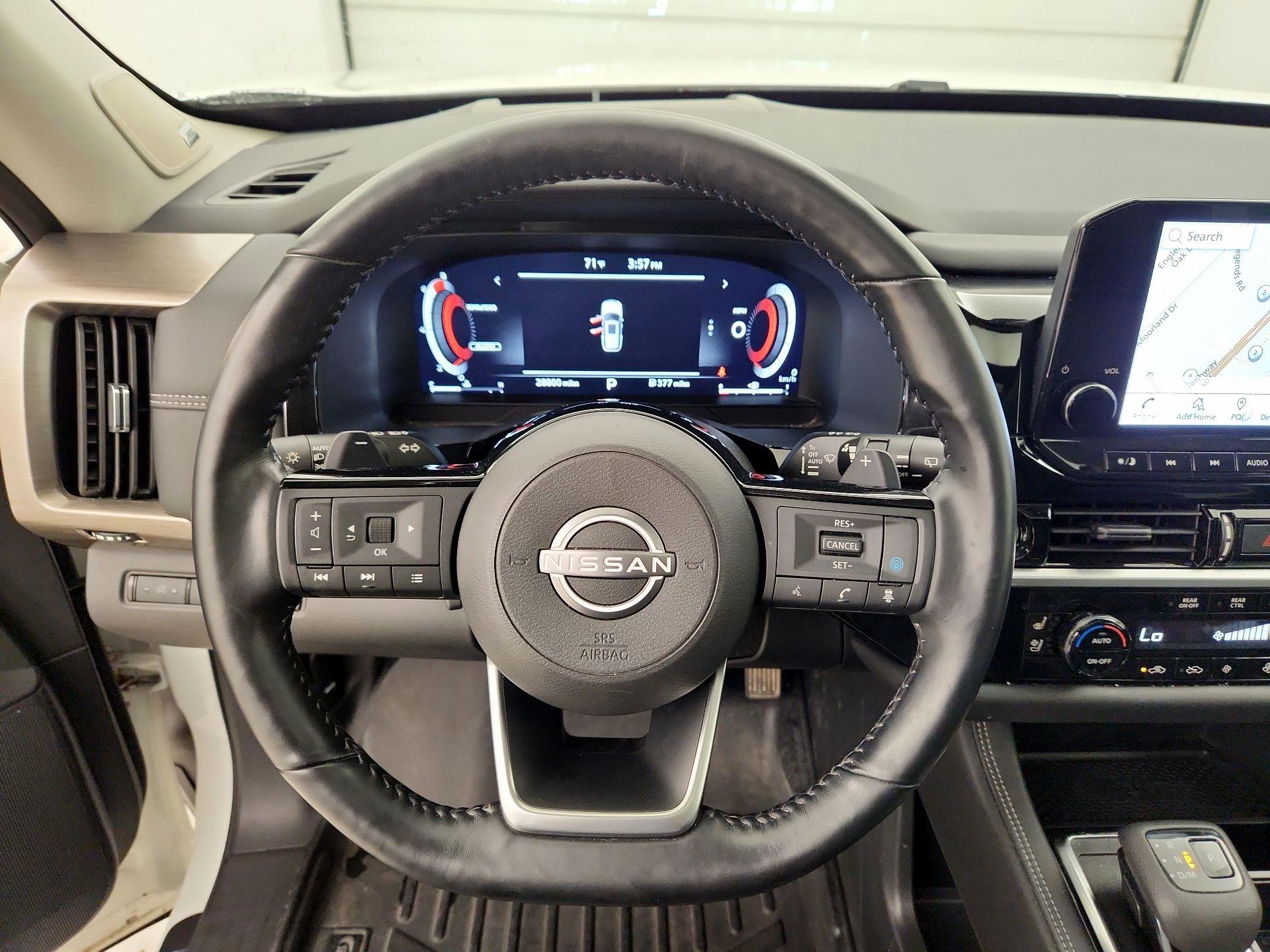 Thumbnail: 2023 Nissan Pathfinder - 10