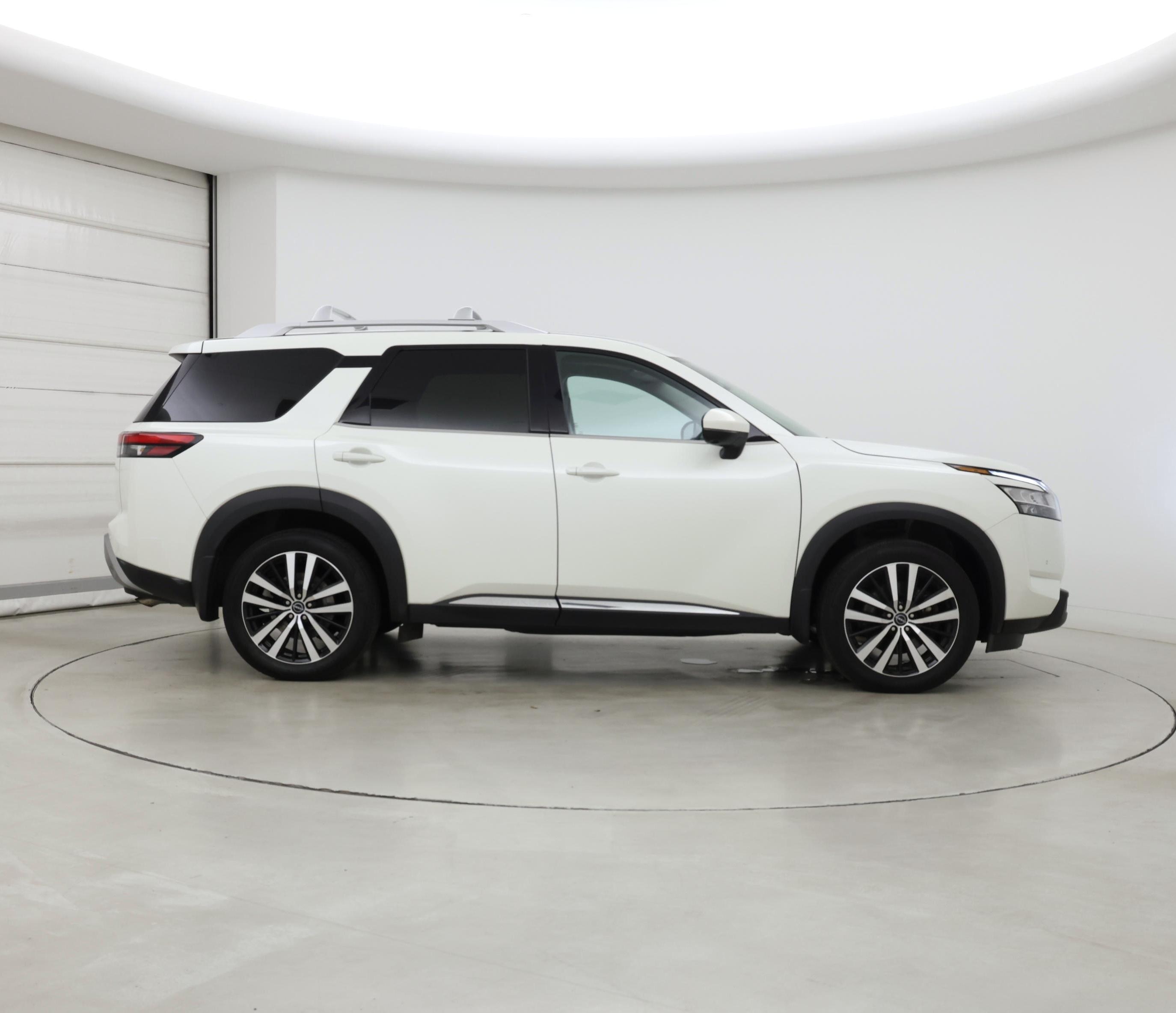 Thumbnail: 2023 Nissan Pathfinder - 7