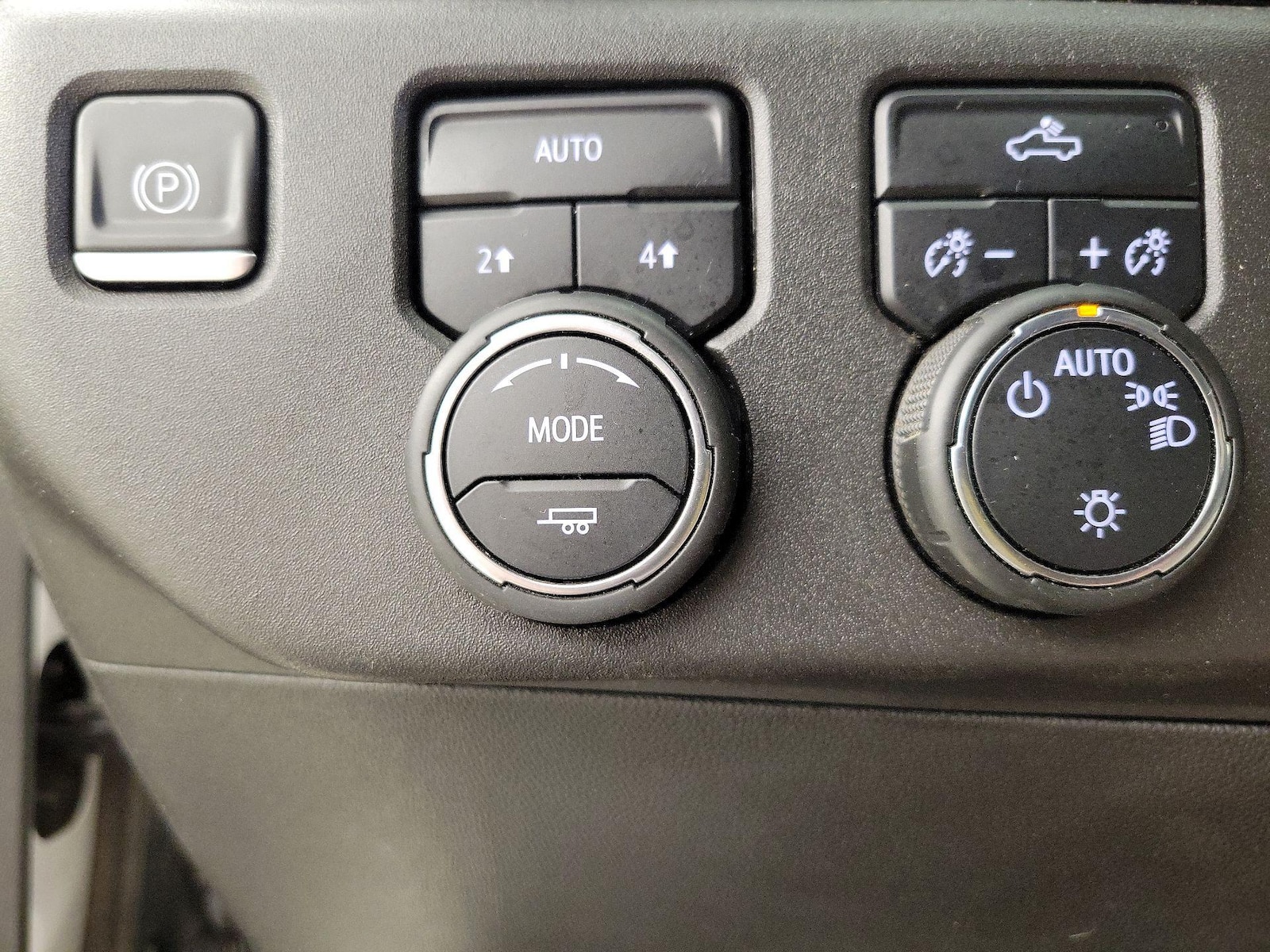 2022 Chevrolet Silverado 1500 LT - Photo 14