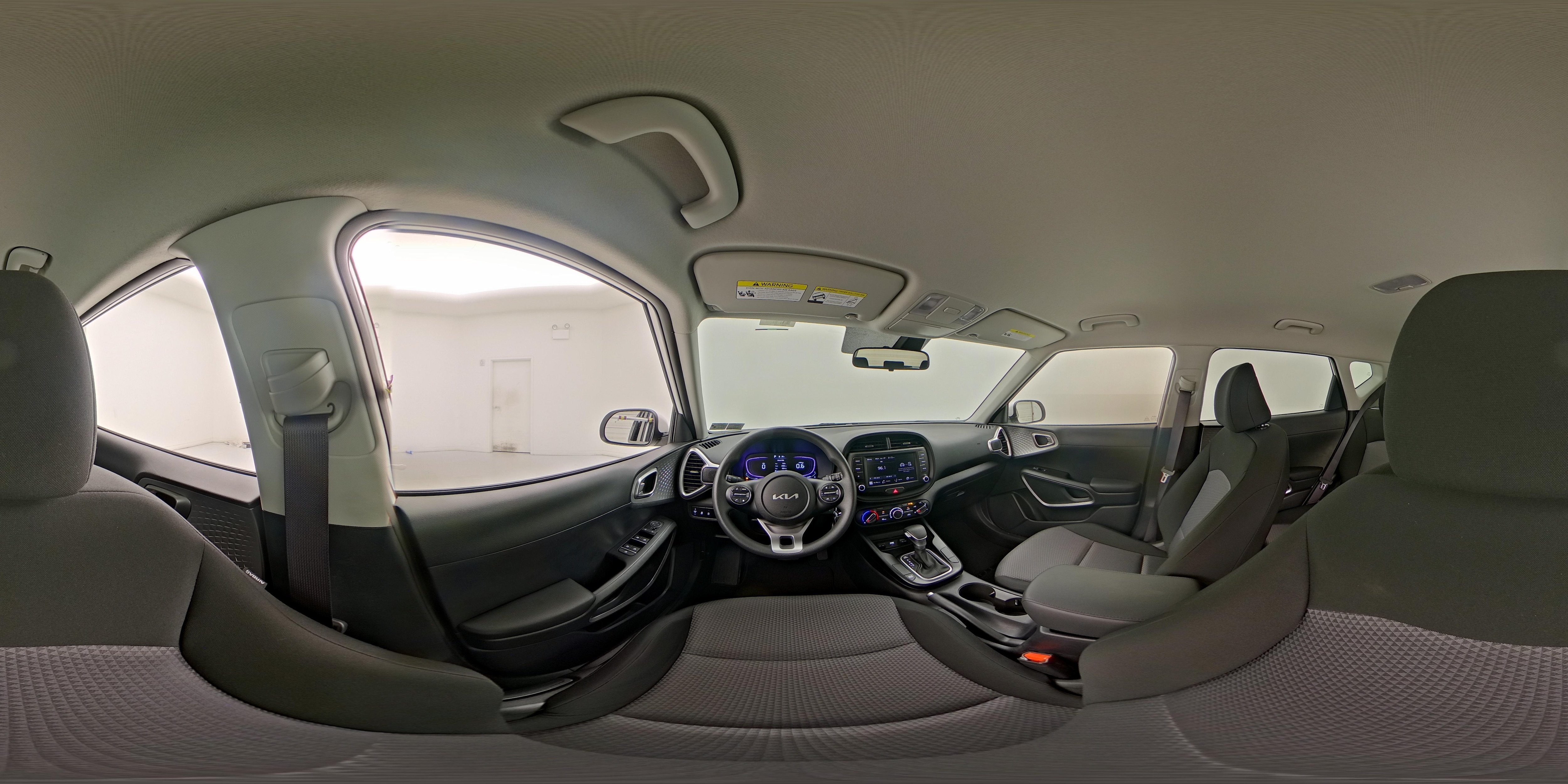 2025 Kia Soul LX - Photo 25