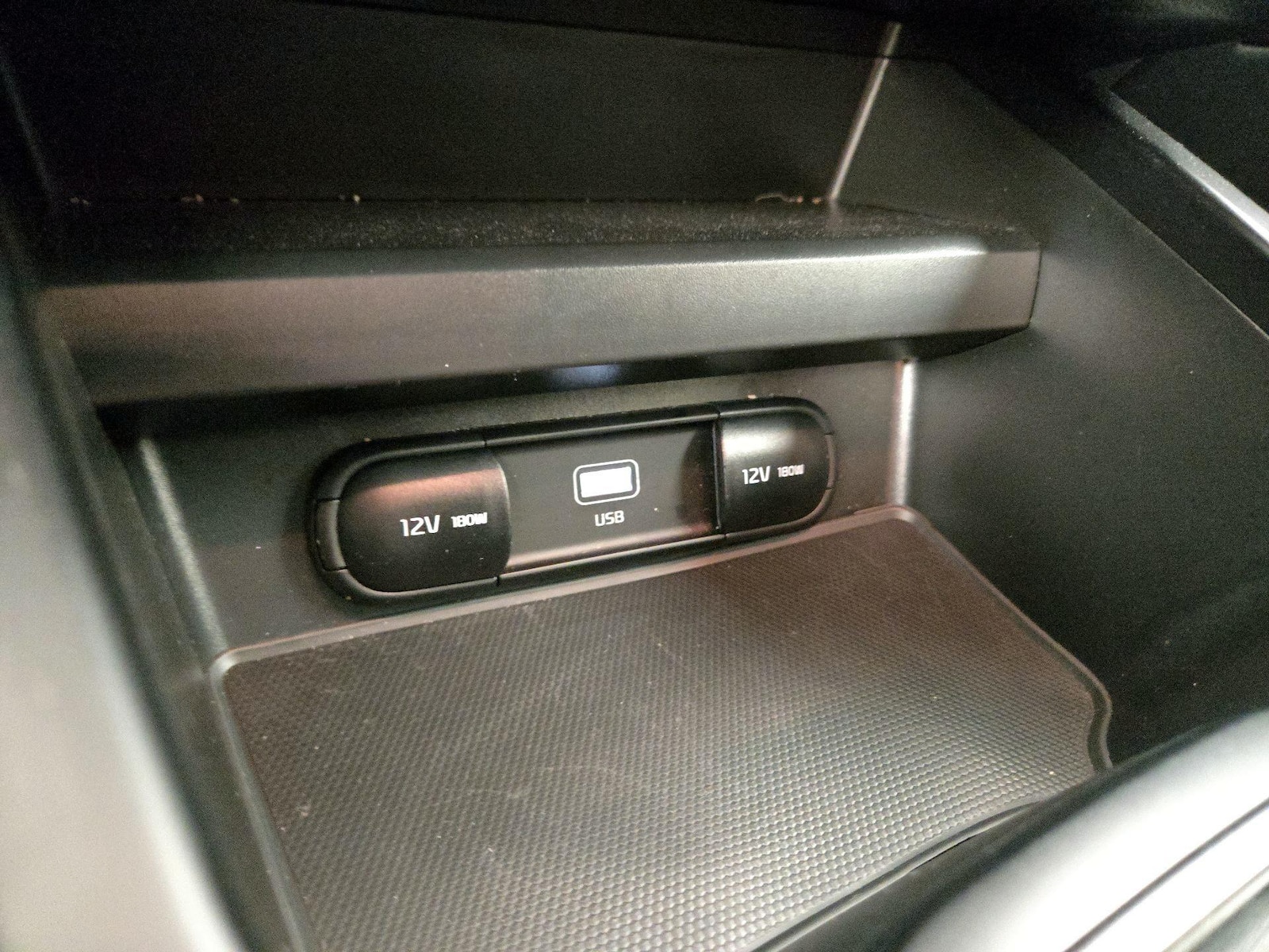 2025 Kia Soul LX - Photo 18