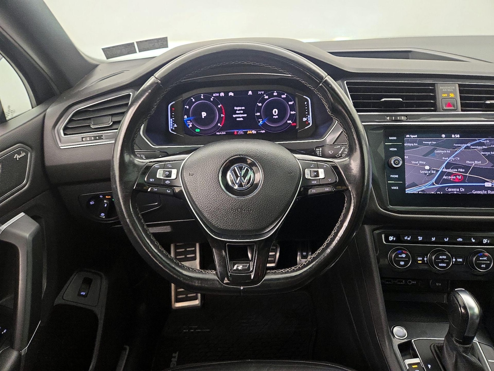 2020 Volkswagen Tiguan SEL Premium R-Line - Photo 11