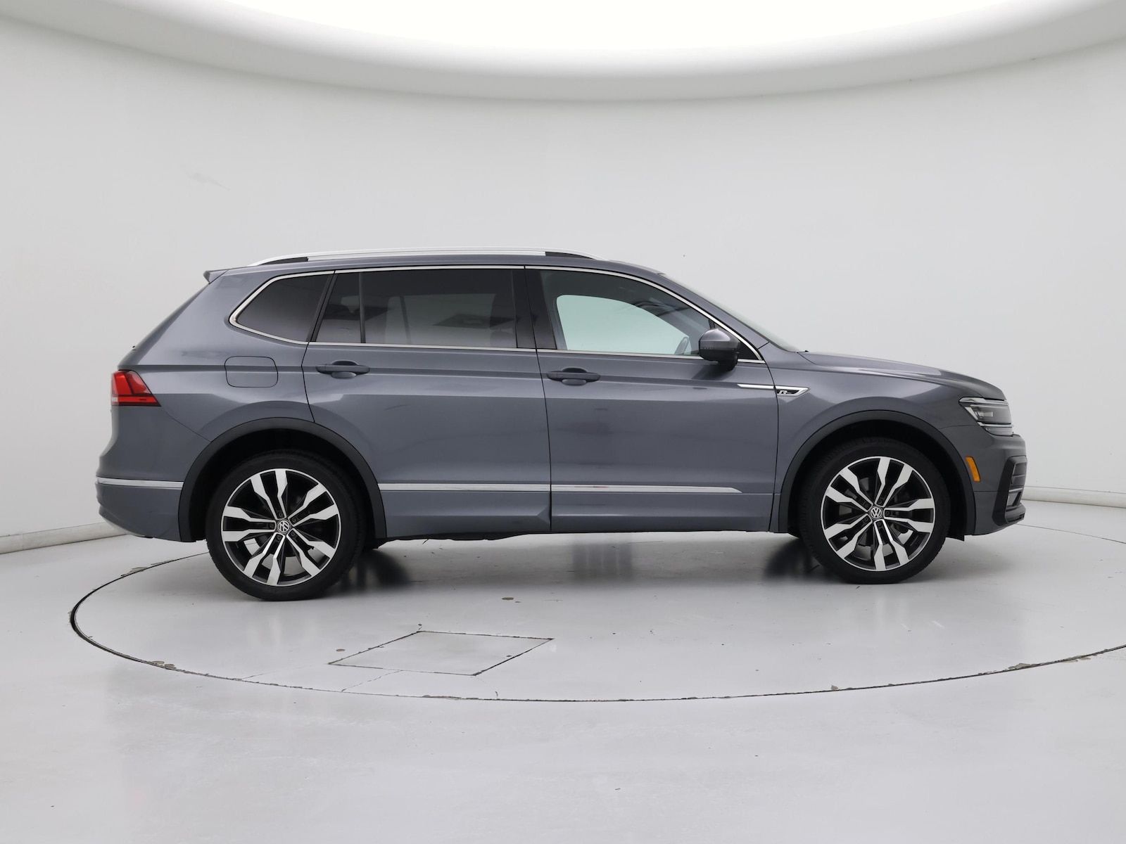 2020 Volkswagen Tiguan SEL Premium R-Line - Photo 8