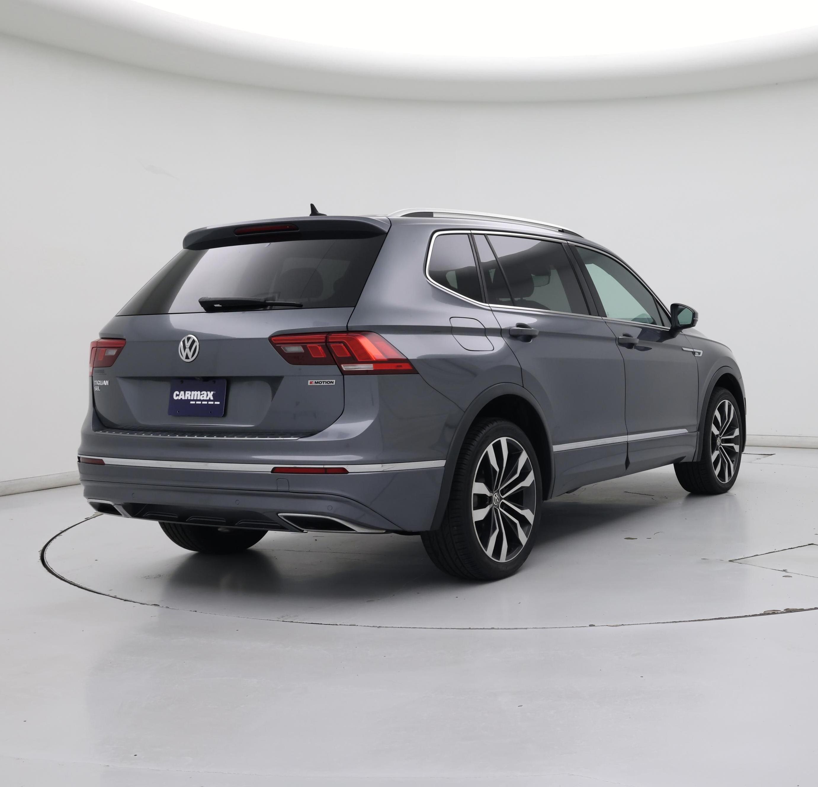 Thumbnail: 2020 Volkswagen Tiguan - 8
