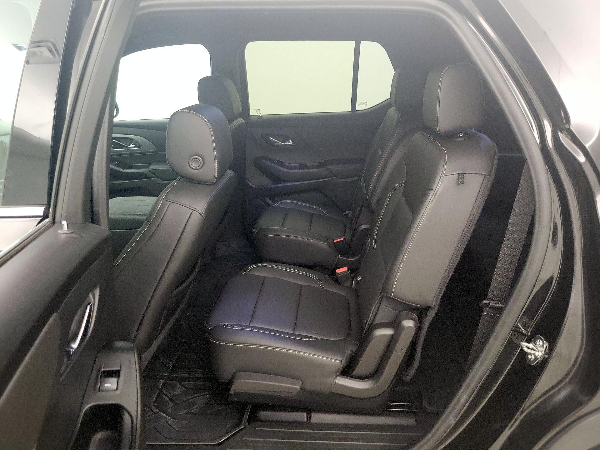 Thumbnail: 2023 Chevrolet Traverse - 19