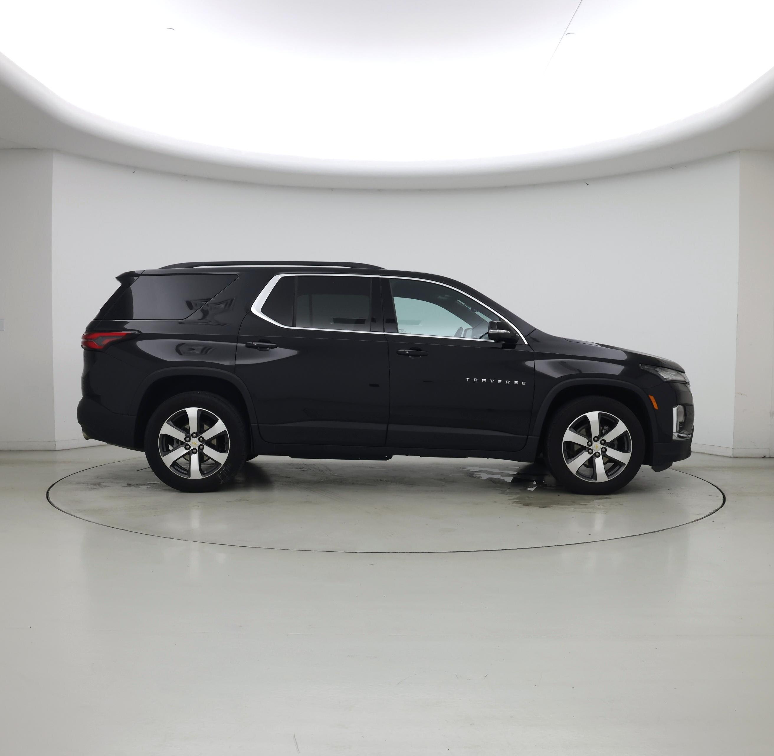 Thumbnail: 2023 Chevrolet Traverse - 7