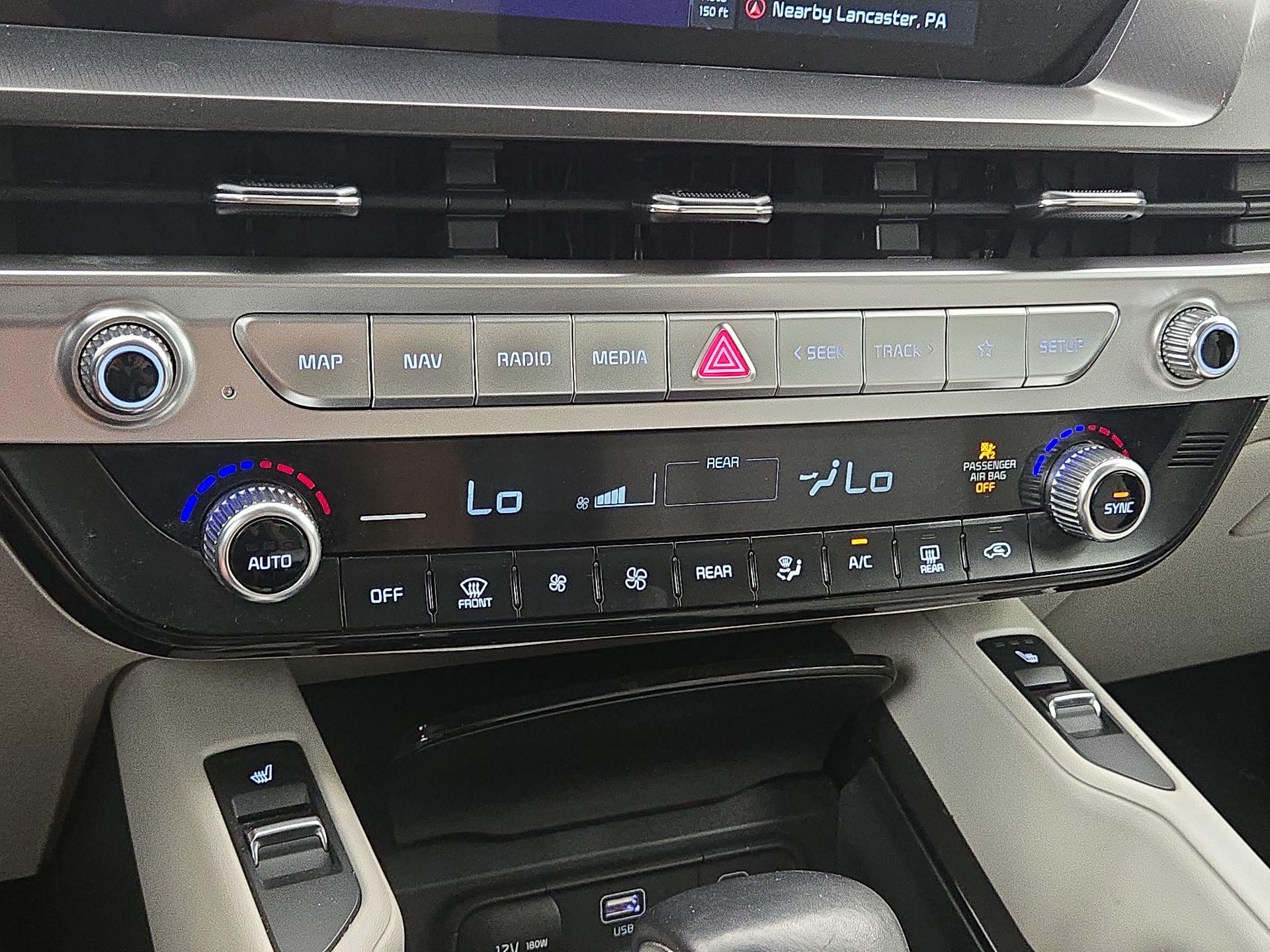 Thumbnail: 2023 Kia Telluride - 17