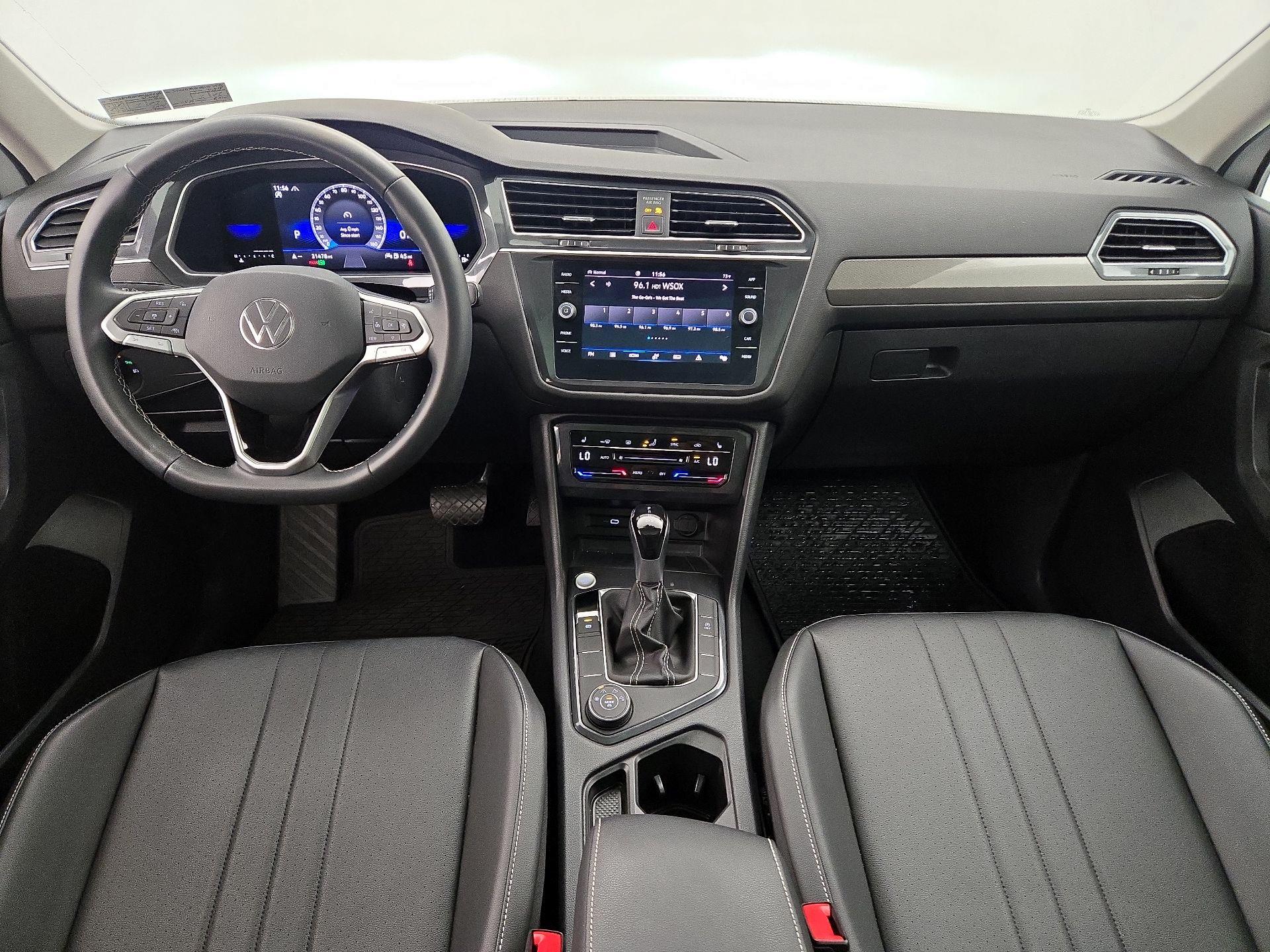 Thumbnail: 2022 Volkswagen Tiguan - 9